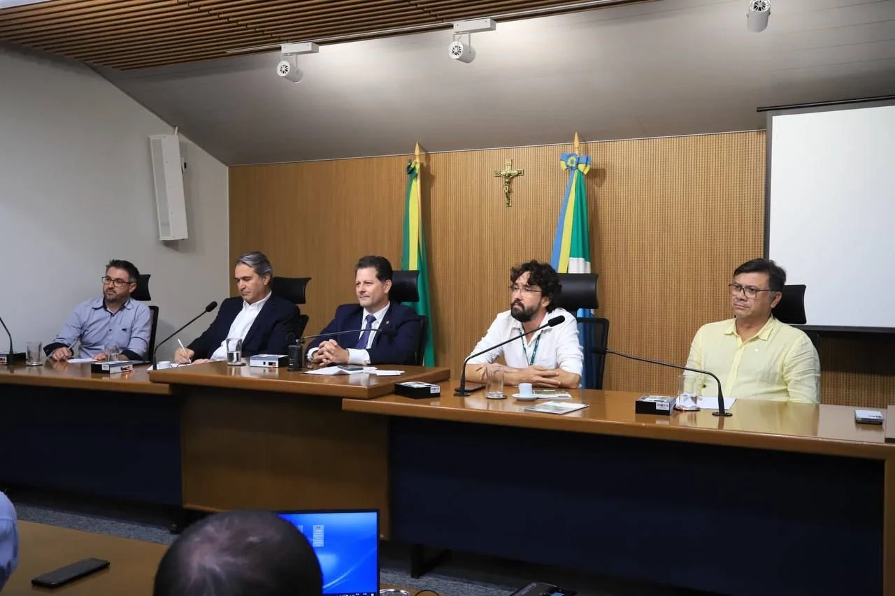 Renato Câmara: Audiência propõe campanha de conscientização sobre eliminação do milho guaxo 