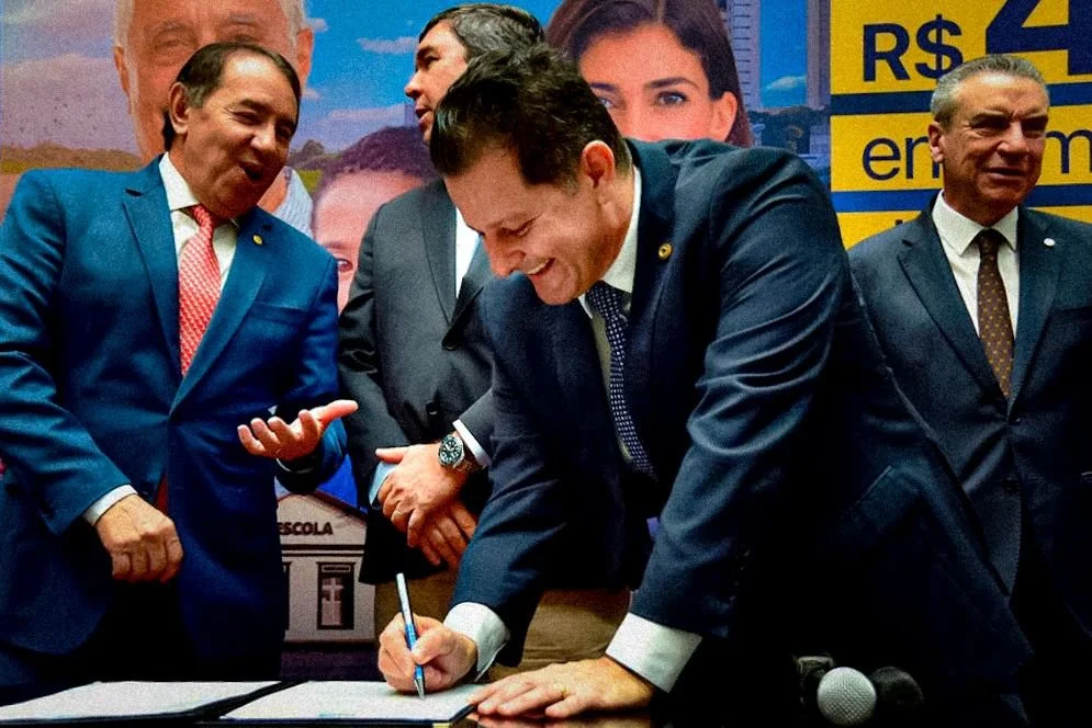 Emendas do deputado Renato liberadas hoje contemplam 7 municípios na área de Saúde Deputado Renato Câmara assina termo que autoriza liberação de emendas parlamentares. Foto: Igor Silva