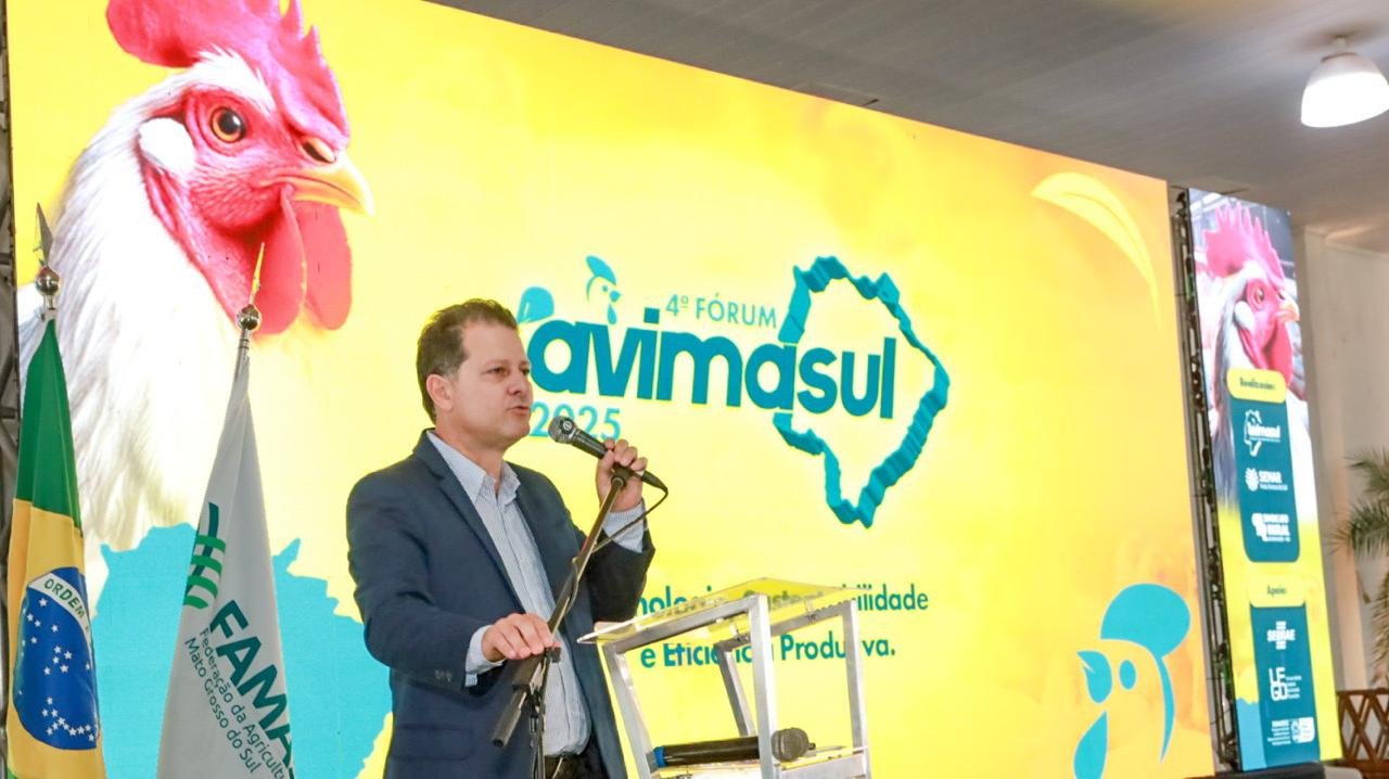 Renato Câmara comemora reconhecimento do Brasil como livre de gripe aviária