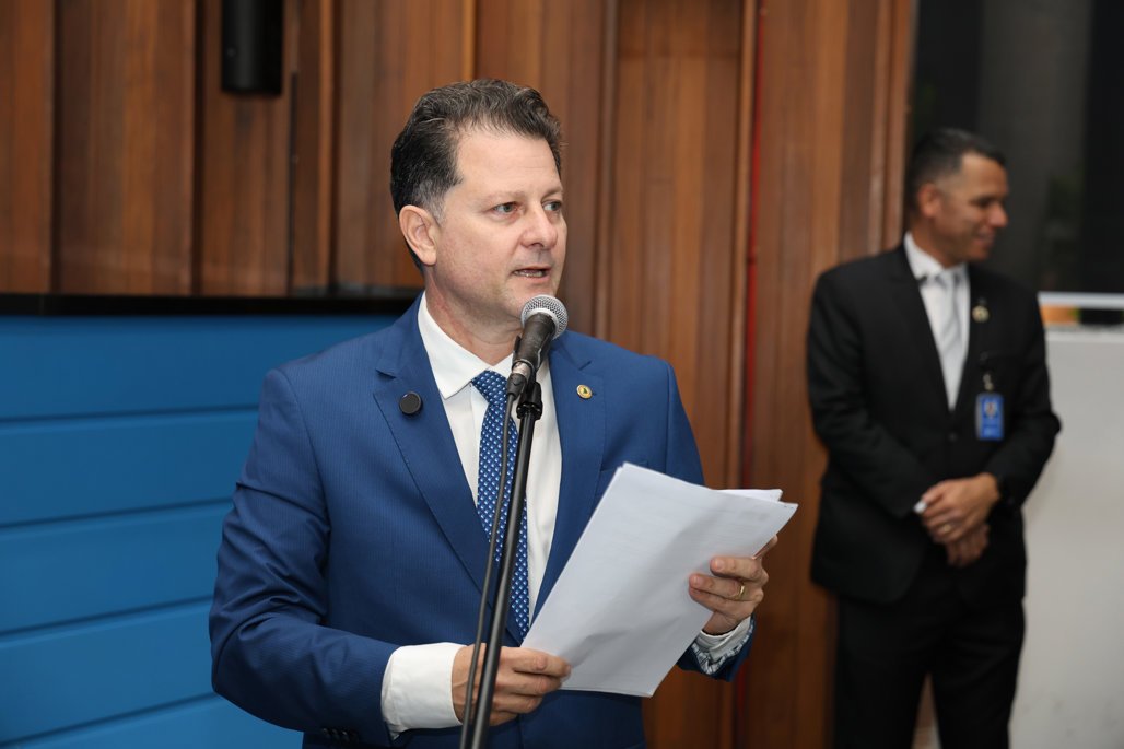 “Com veterinários, Corpo de Bombeiros avança em saúde e proteção ambiental”, destaca Renato Câmara