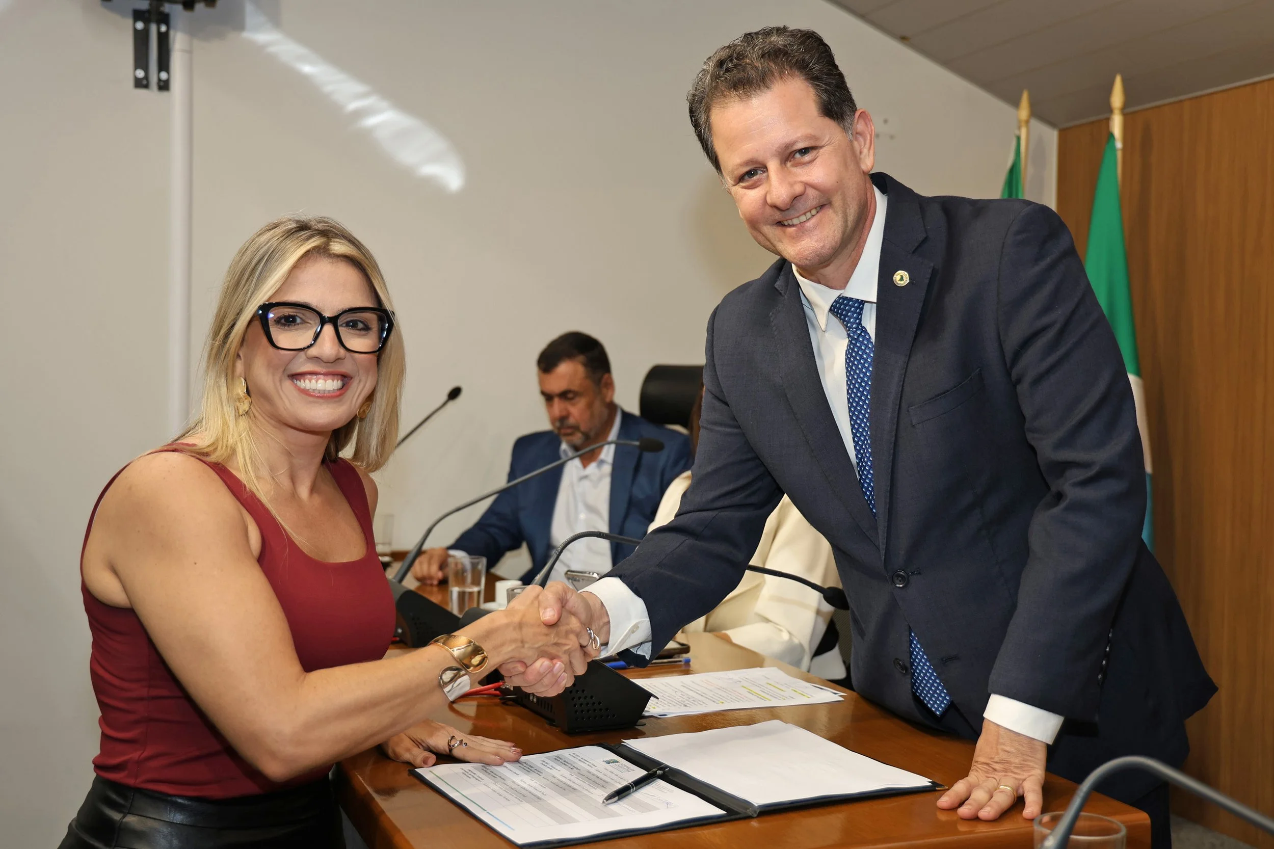 Inédita: ALEMS realiza posse dos membros da Frente em Apoio ao Varejo de Comércio e Serviços