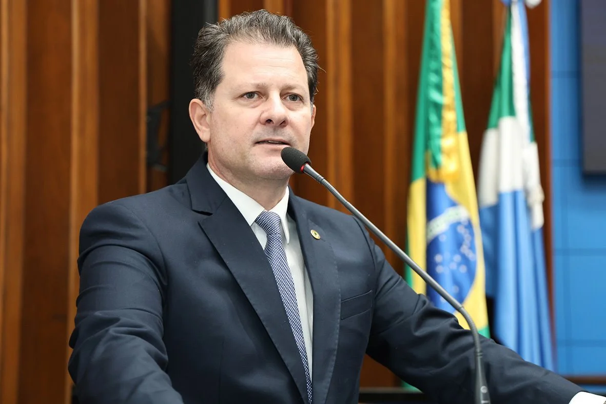 Renato Câmara pede reestruturação da agência do INSS em São Gabriel do Oeste