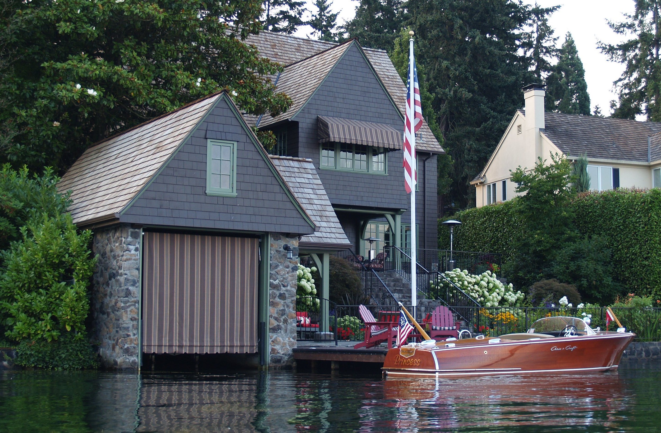 Boat house 1.JPG