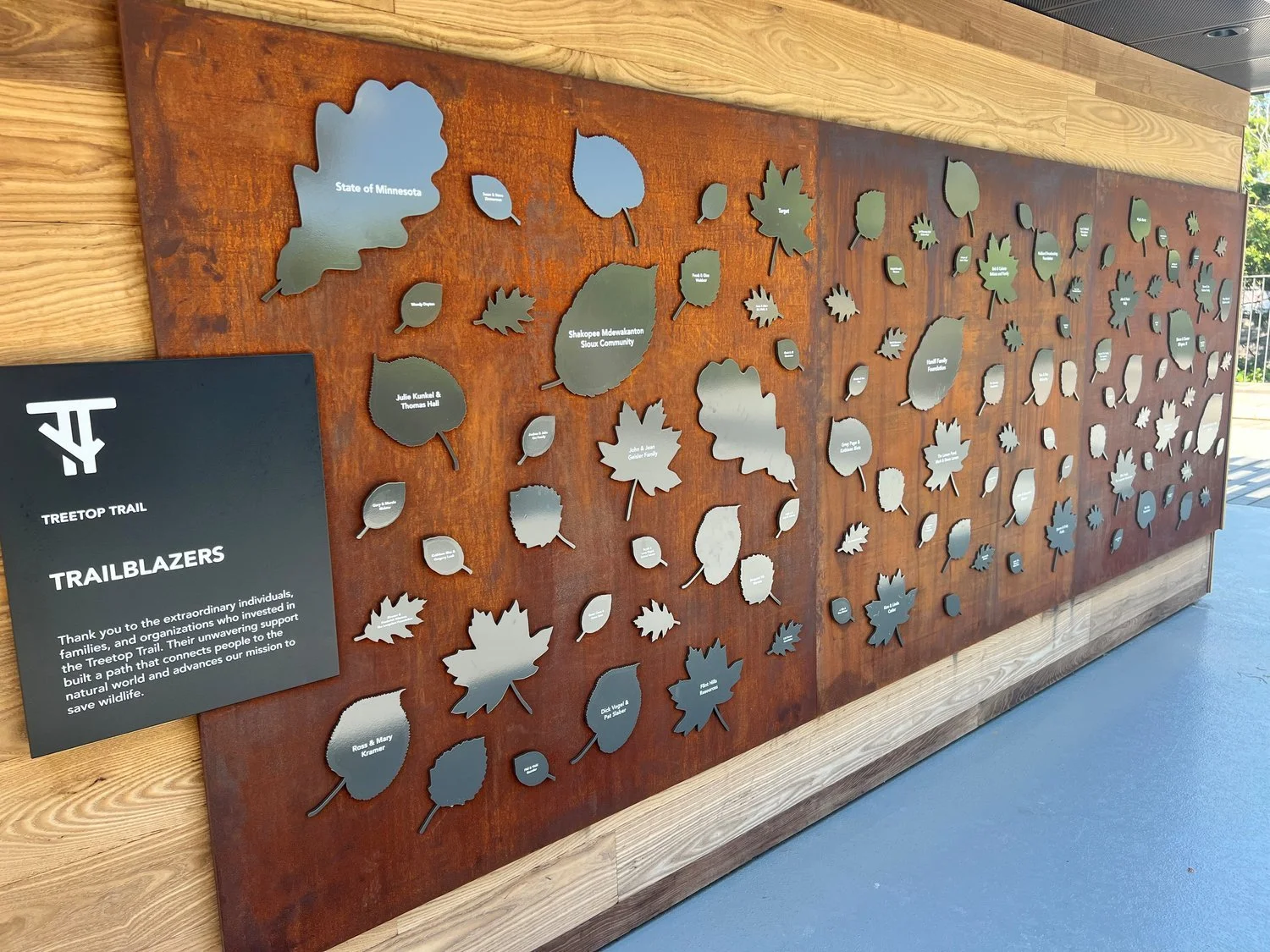 Project: Minnesota Zoo Donor Wall