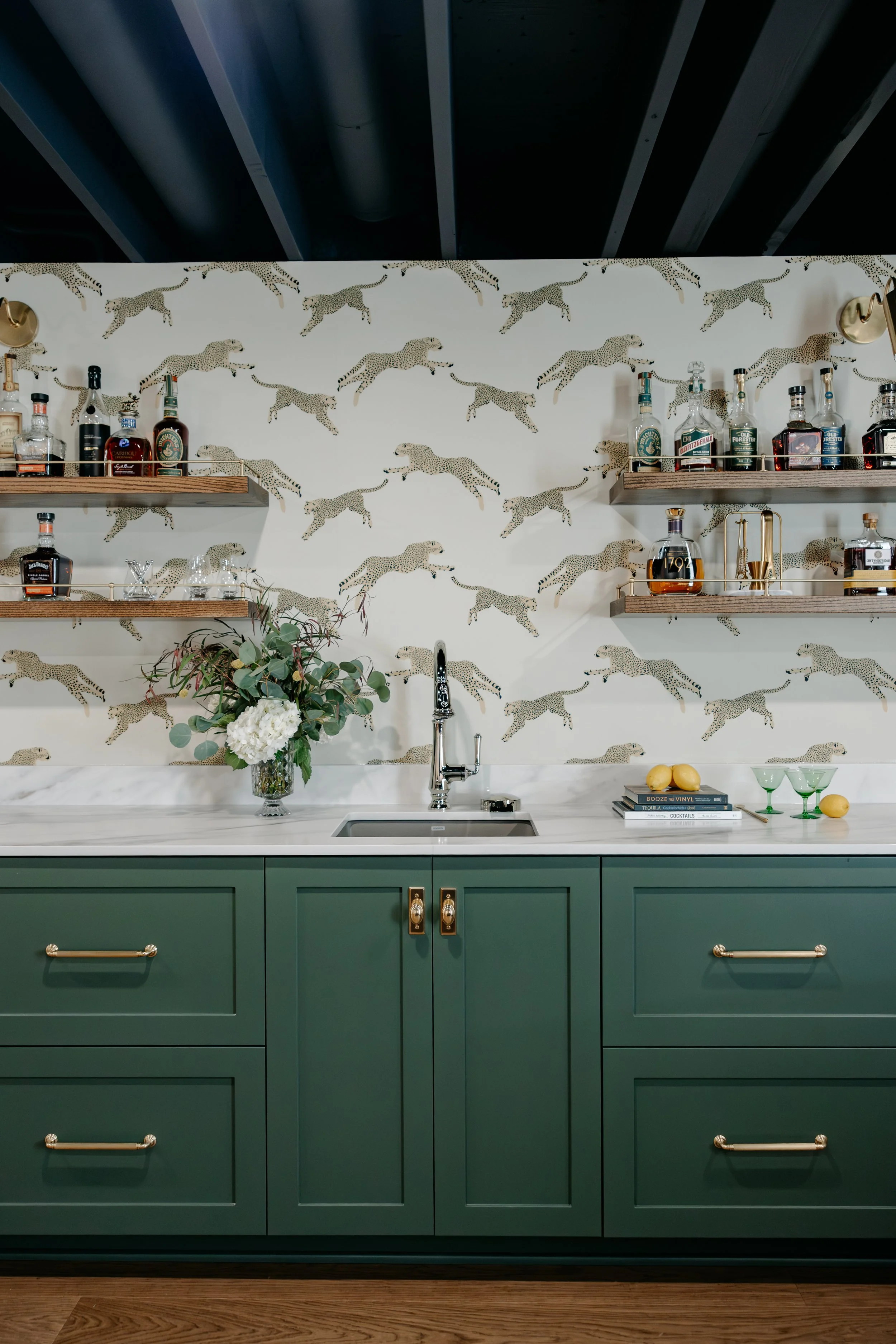 CAVERSHAM BASEMENT WET BAR