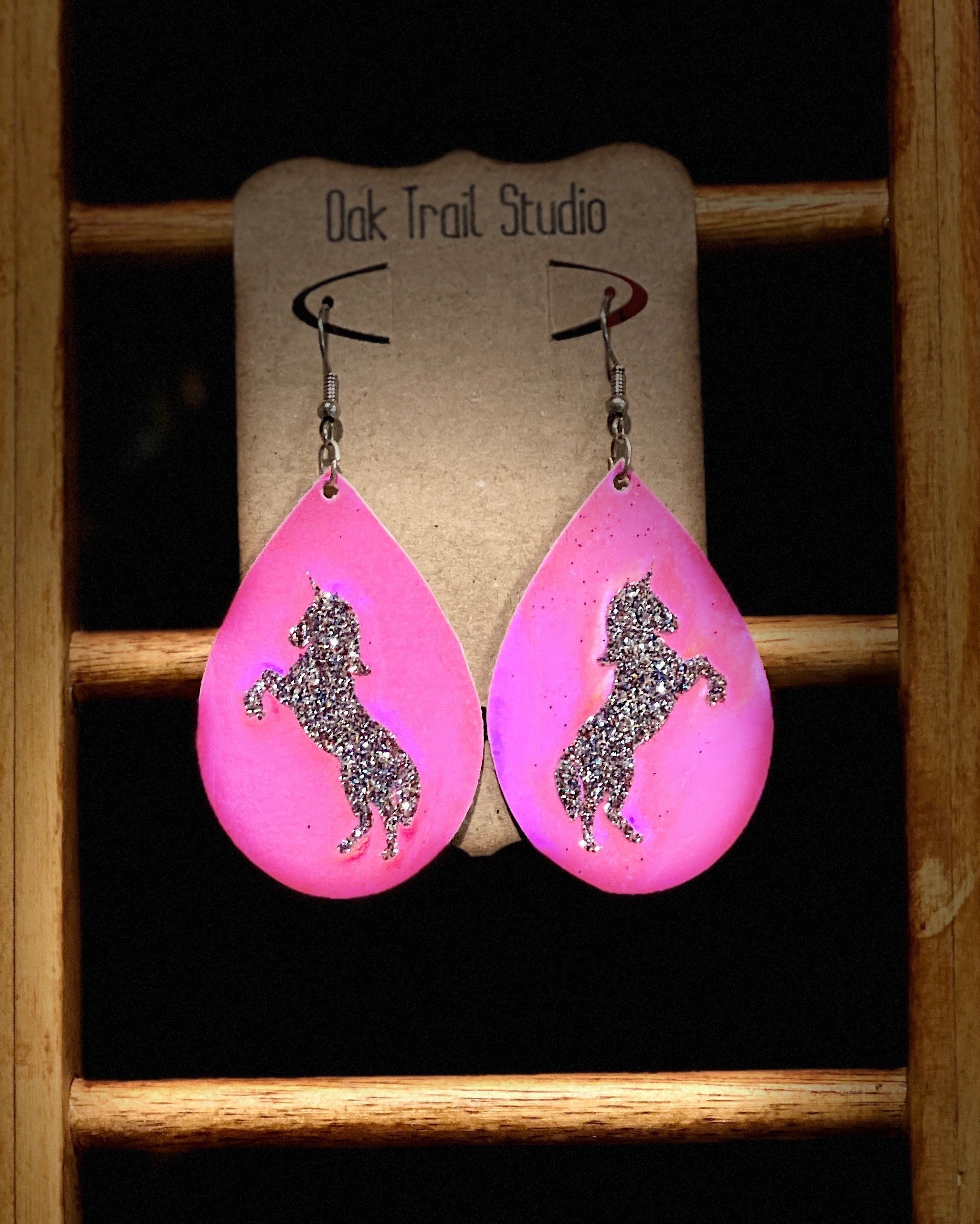 https://i.etsystatic.com/19600681/r/il/bad1e7/6090578188/il_fullxfull.6090578188_alxr.jpg