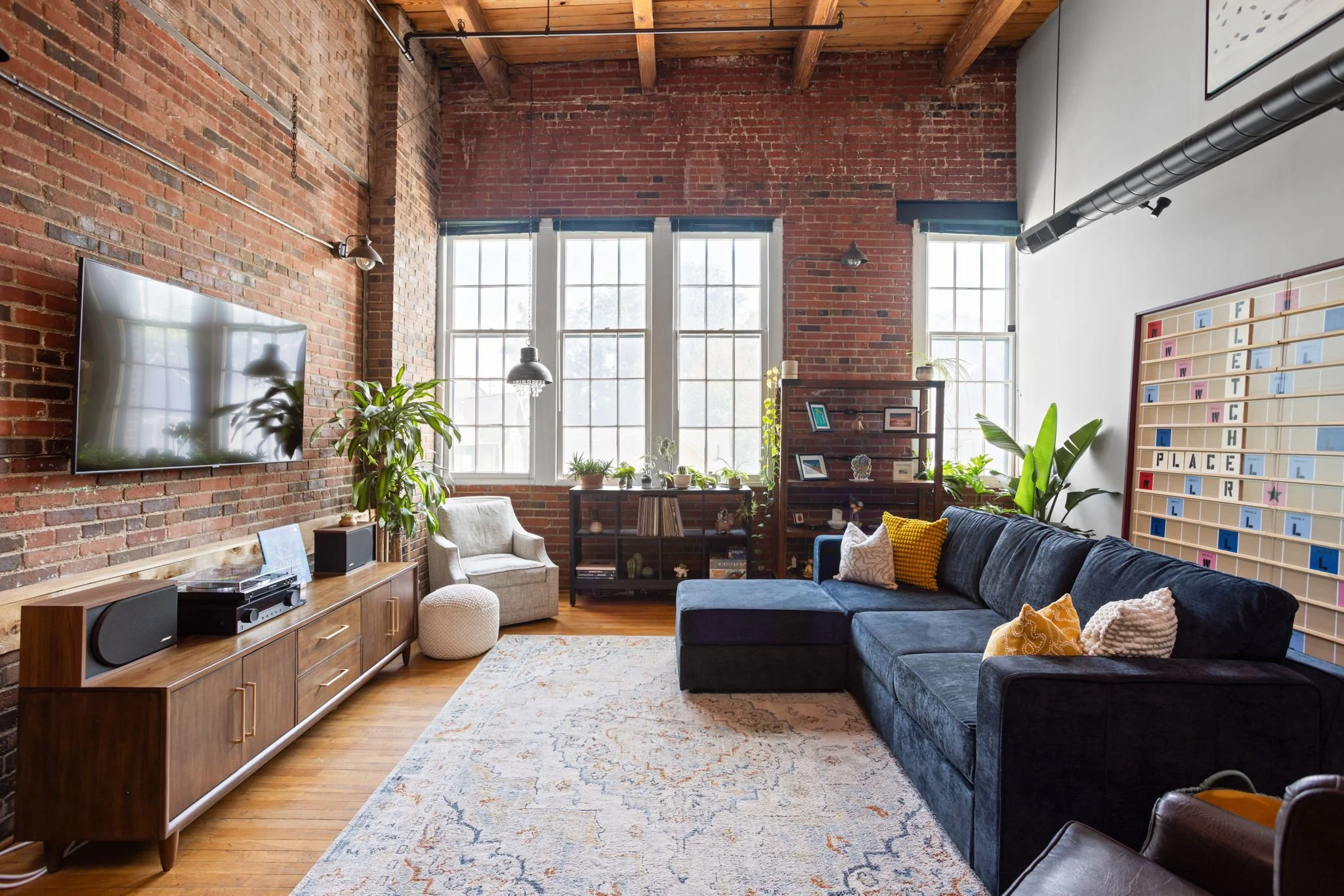 PENDING: 735 Lexington Ave. #19