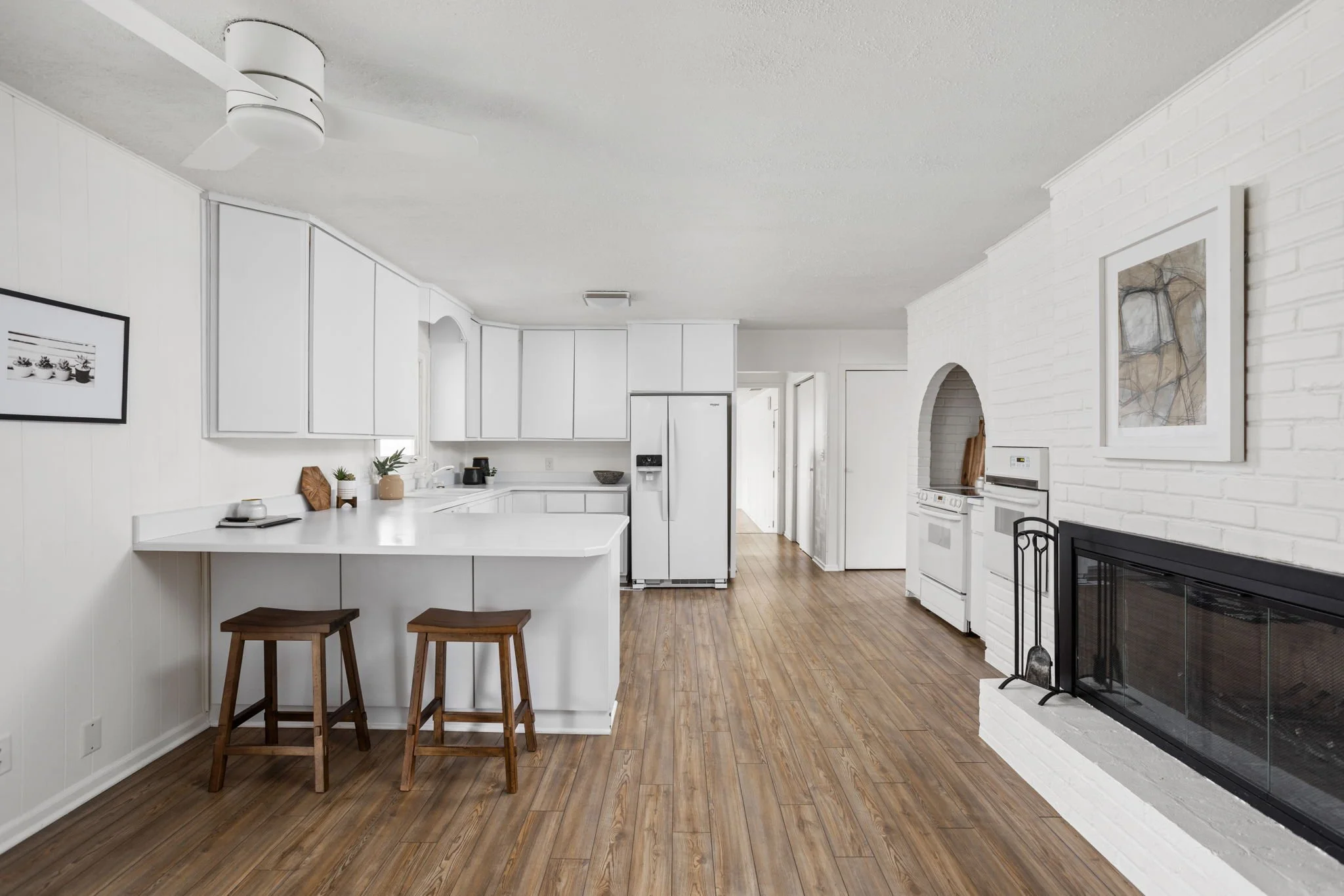22-web-or-mls-6607-w-ryan-dr.jpg