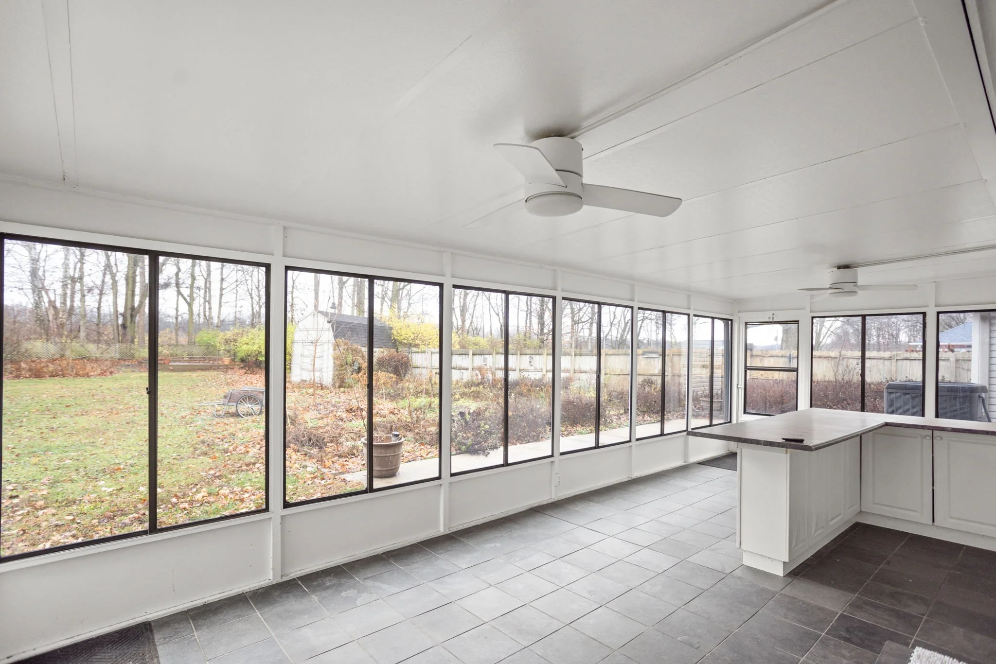31-web-or-mls-6607-w-ryan-dr.jpg