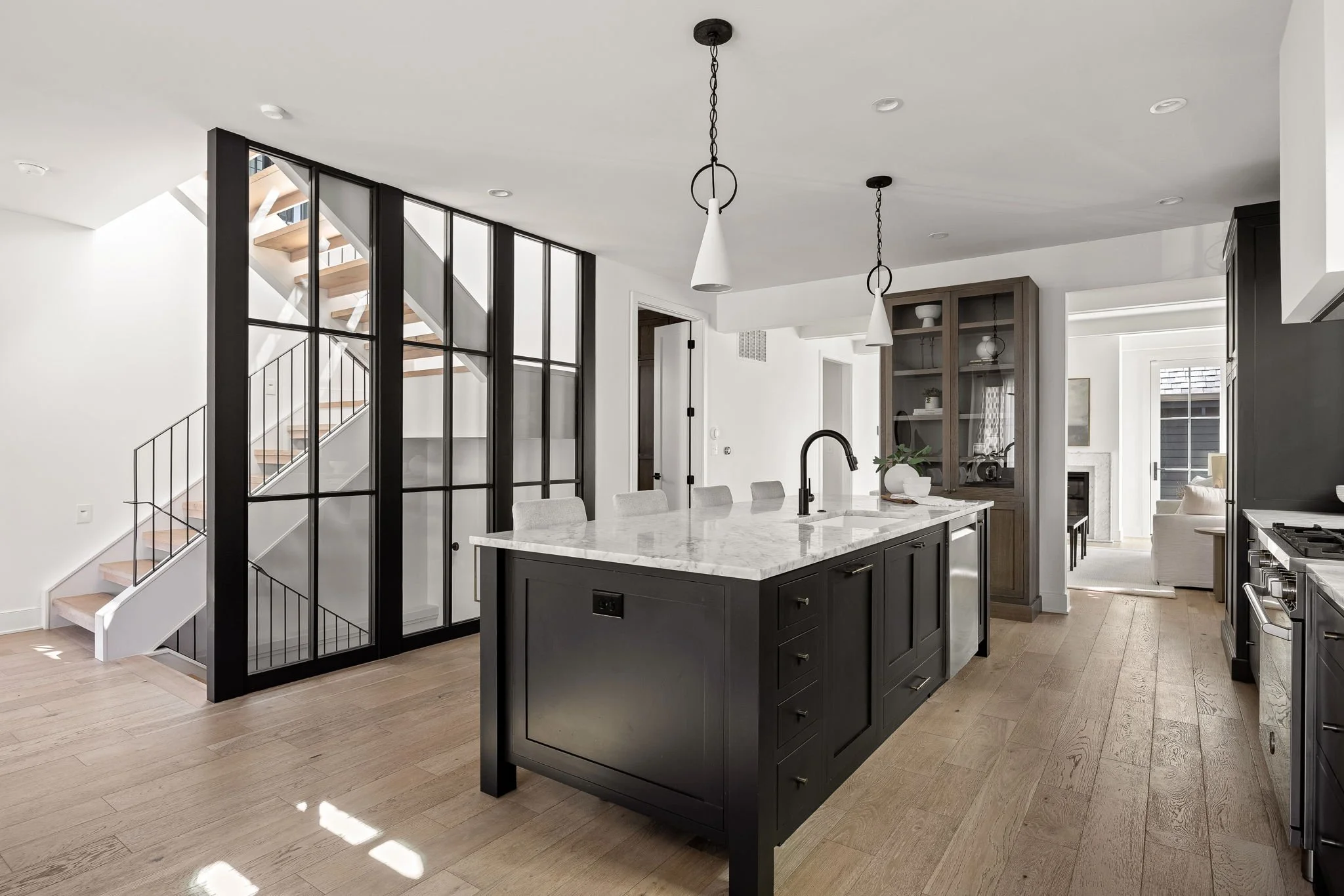 10-web-or-mls-10 - 954 Stillwell St.jpg