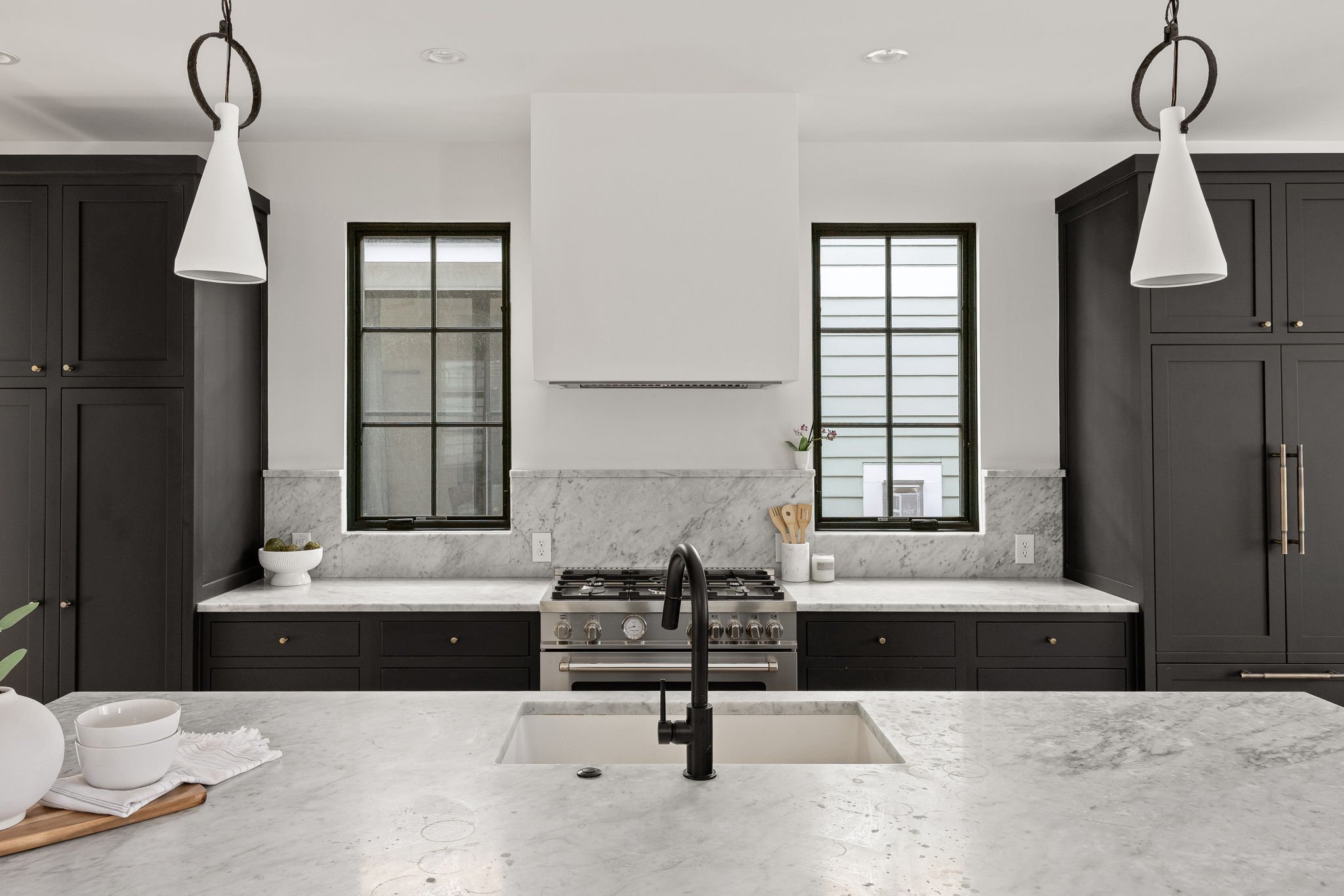 17-web-or-mls-17 - 954 Stillwell St.jpg