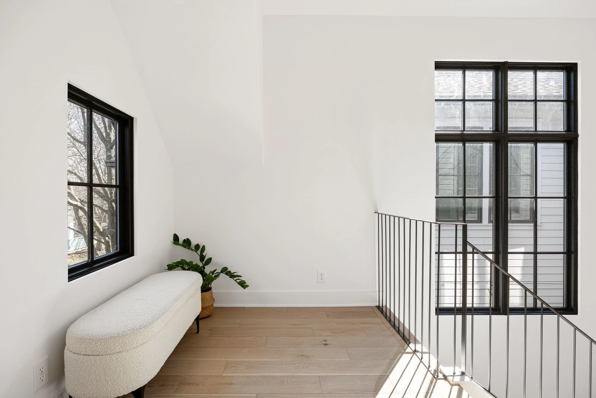 40-web-or-mls-40 - 954 Stillwell St.jpg