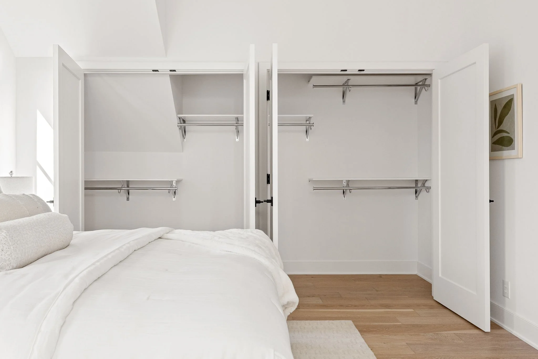 44-web-or-mls-44 - 954 Stillwell St.jpg