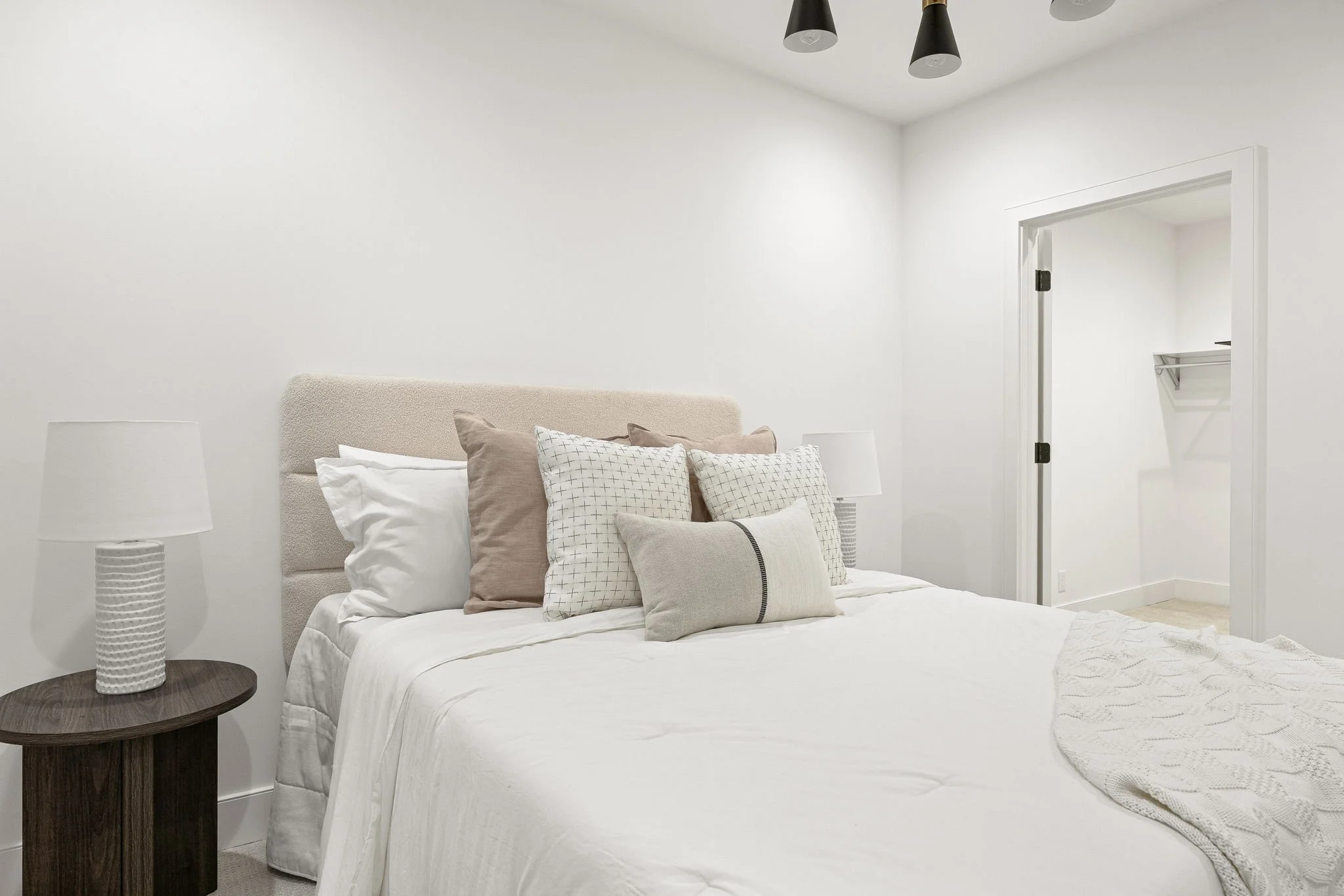 64-web-or-mls-64 - 954 Stillwell St.jpg