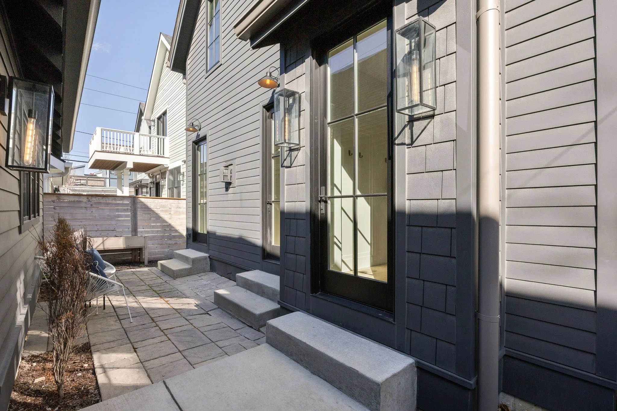 73-web-or-mls-73 - 954 Stillwell St.jpg