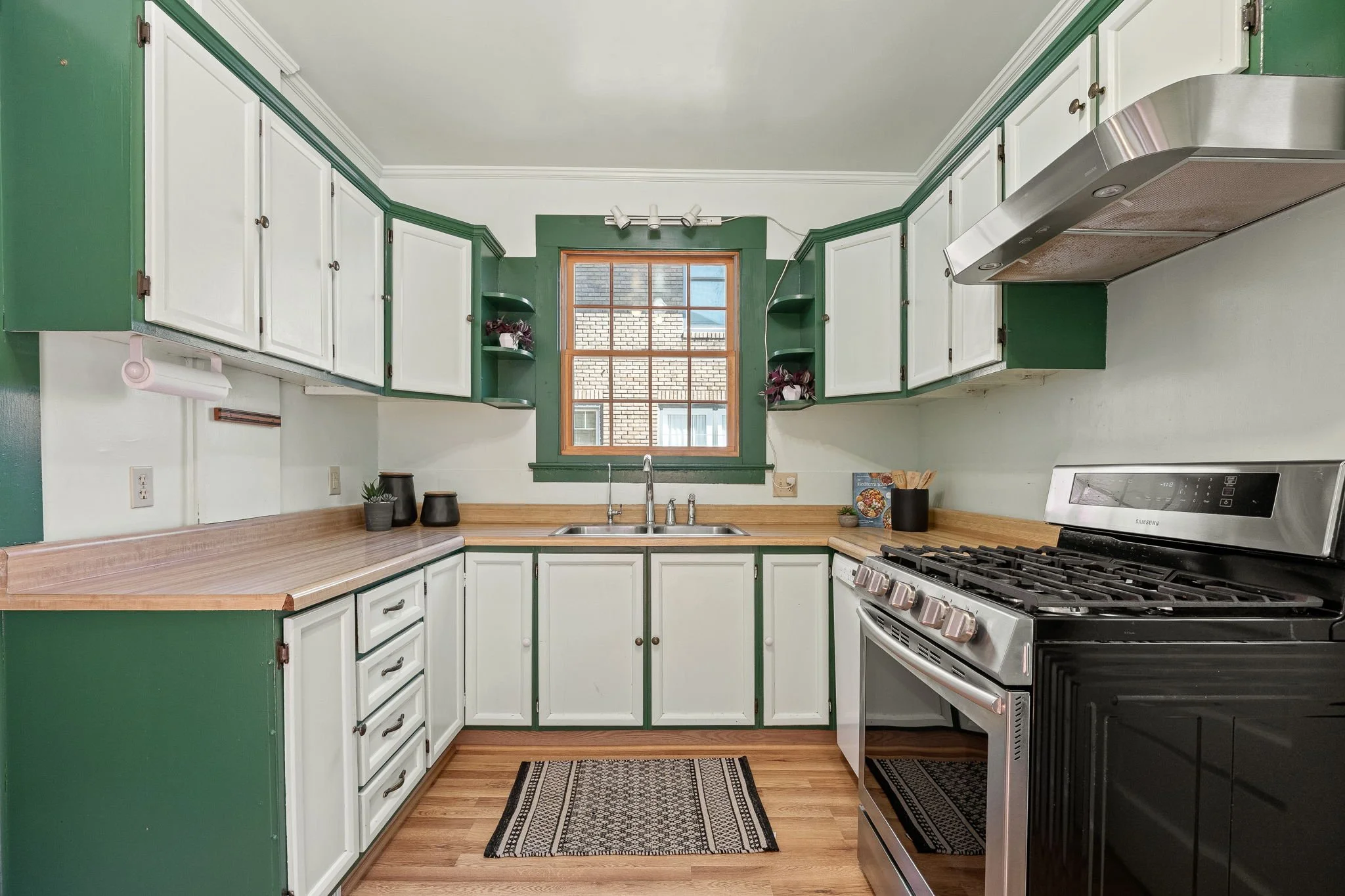 22-web-or-mls-22 - 3815 N Delaware St.jpg