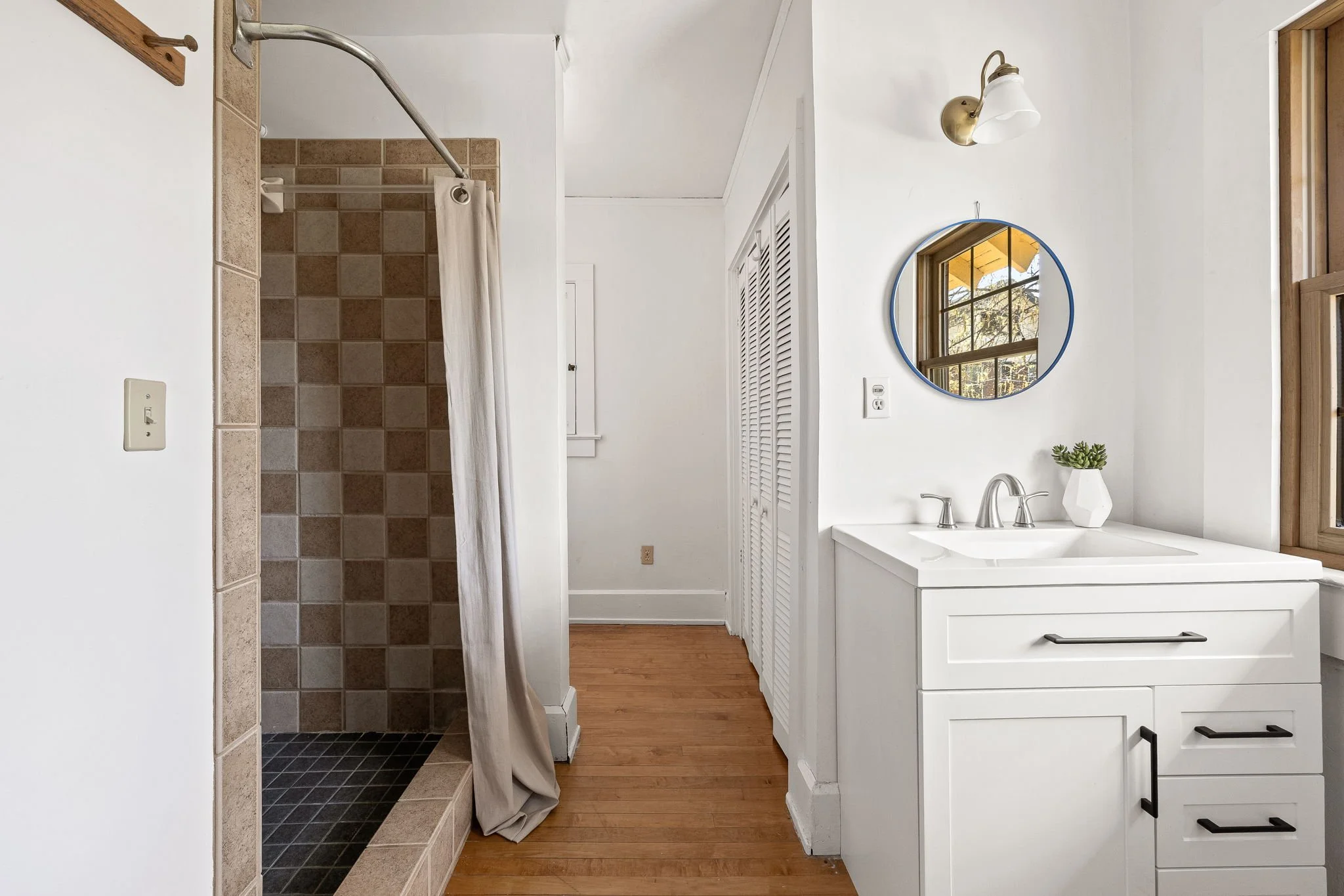 38-web-or-mls-38 - 3815 N Delaware St.jpg