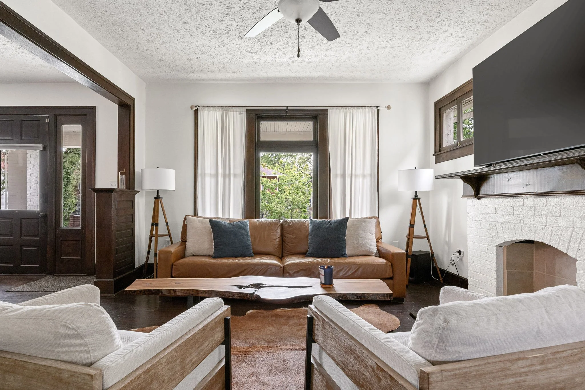 14-web-or-mls-14 - 3356 N Park Ave.jpg
