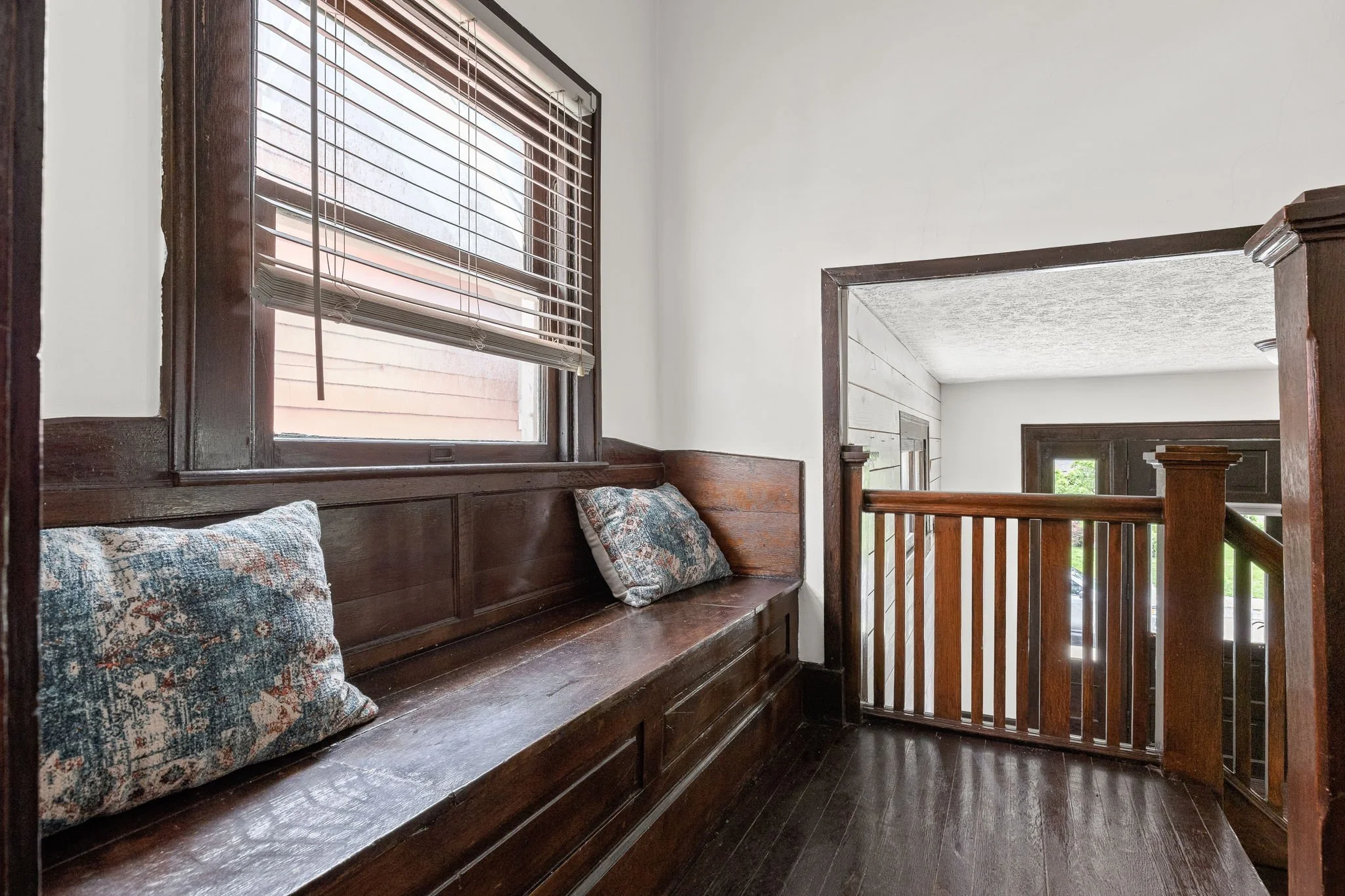 30-web-or-mls-30 - 3356 N Park Ave.jpg
