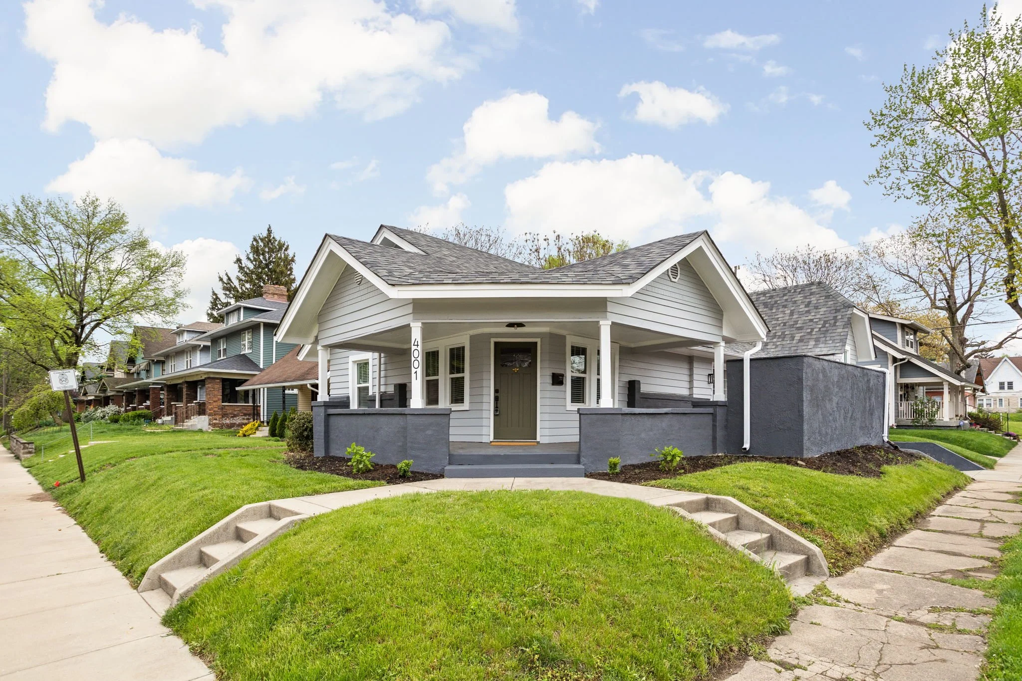 1-web-or-mls-4001 Broadway St-23.jpg
