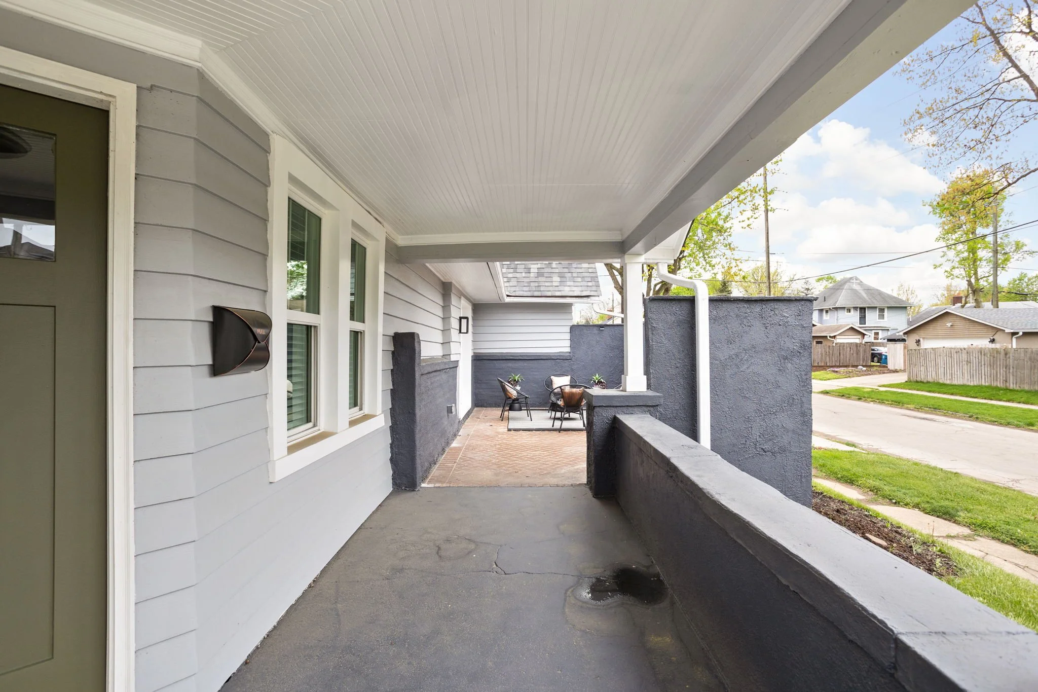 5-web-or-mls-4001 Broadway St-26.jpg
