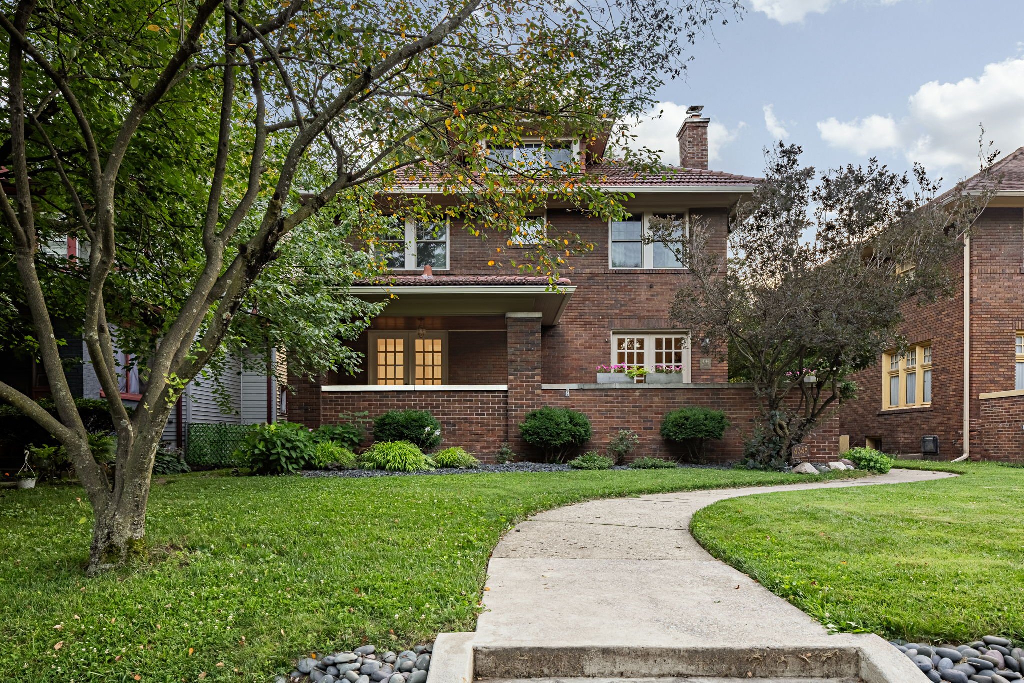 2-web-or-mls-02 - 4348 Broadway St.jpg