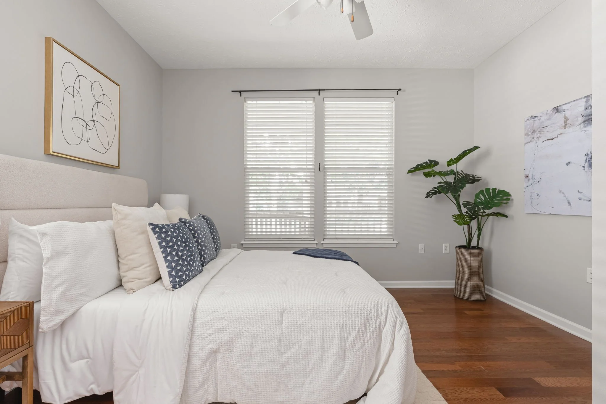 26-web-or-mls-26 - 2436 N New Jersey St.jpg