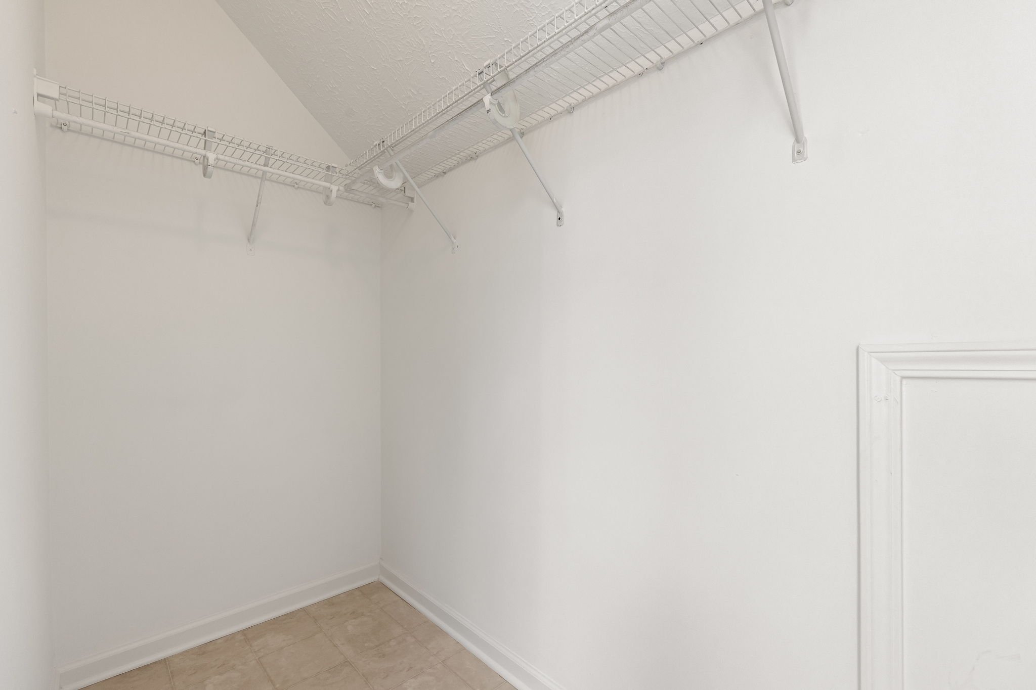 42-web-or-mls-42 - 2436 N New Jersey St.jpg