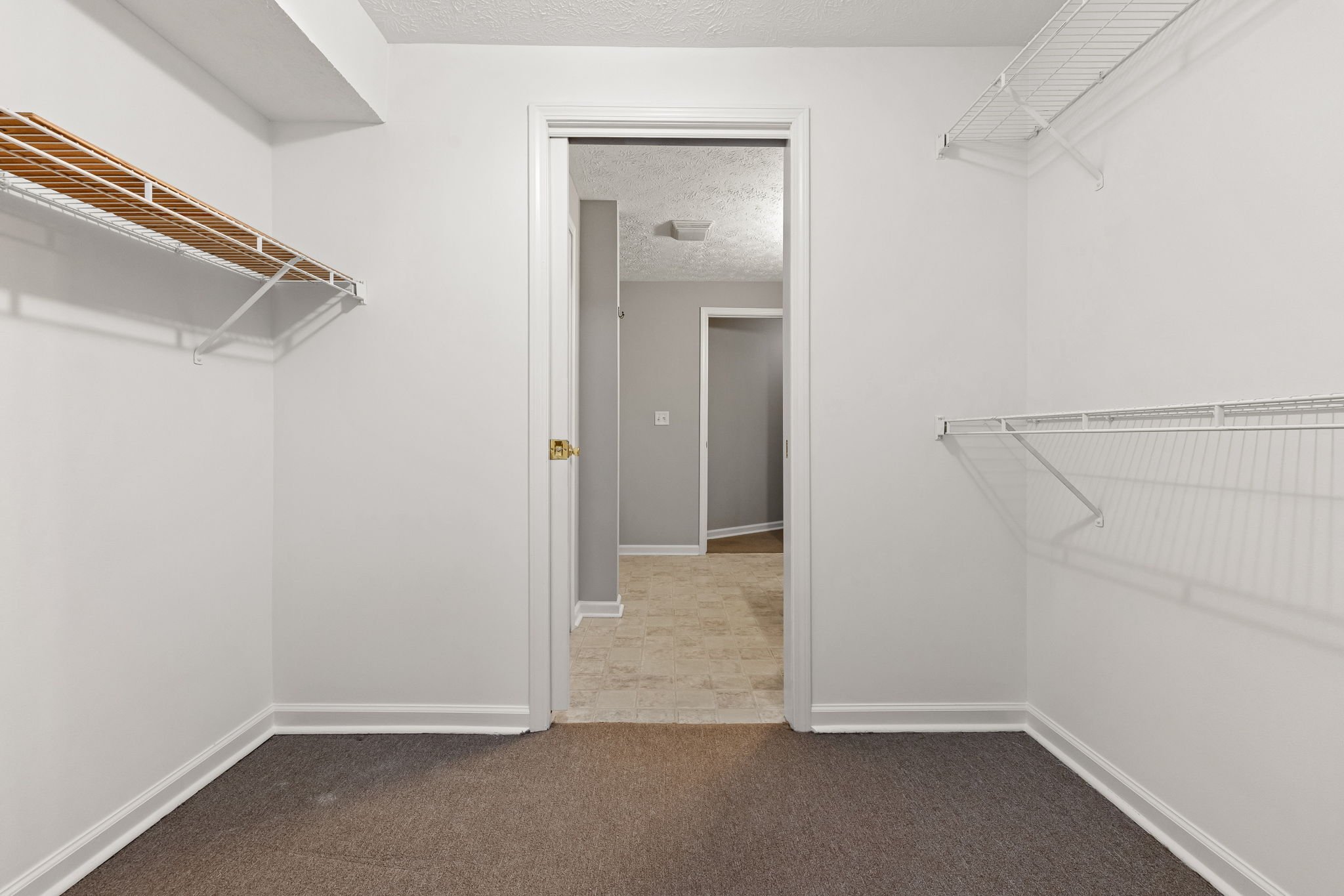 49-web-or-mls-49 - 2436 N New Jersey St.jpg