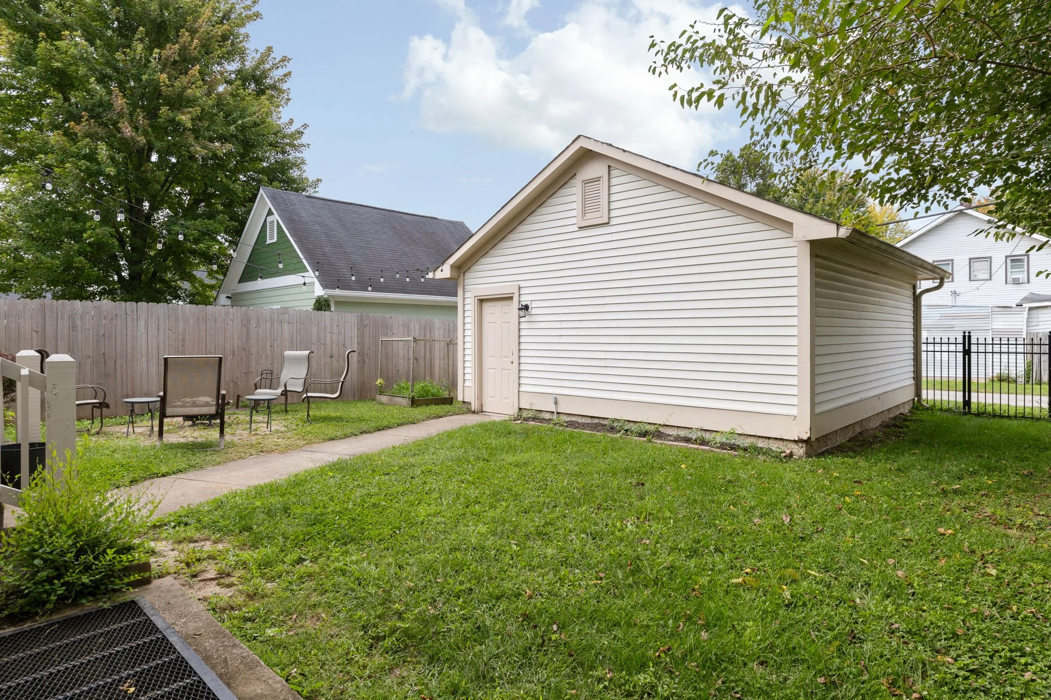 54-web-or-mls-54 - 2436 N New Jersey St.jpg