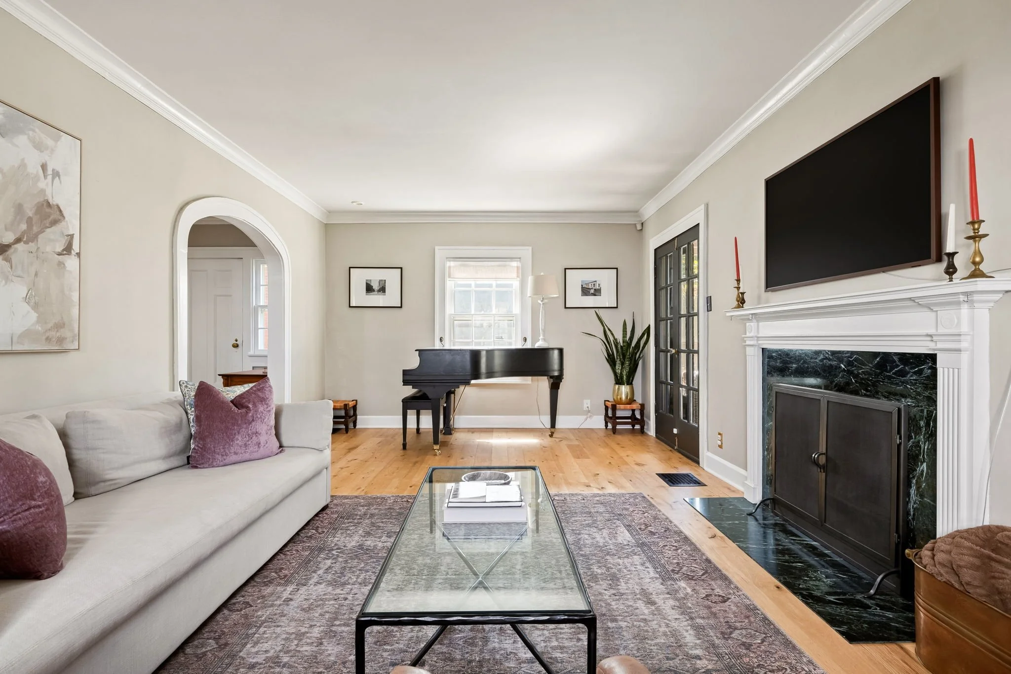 15-web-or-mls-15 - 4465 Central Ave.jpg
