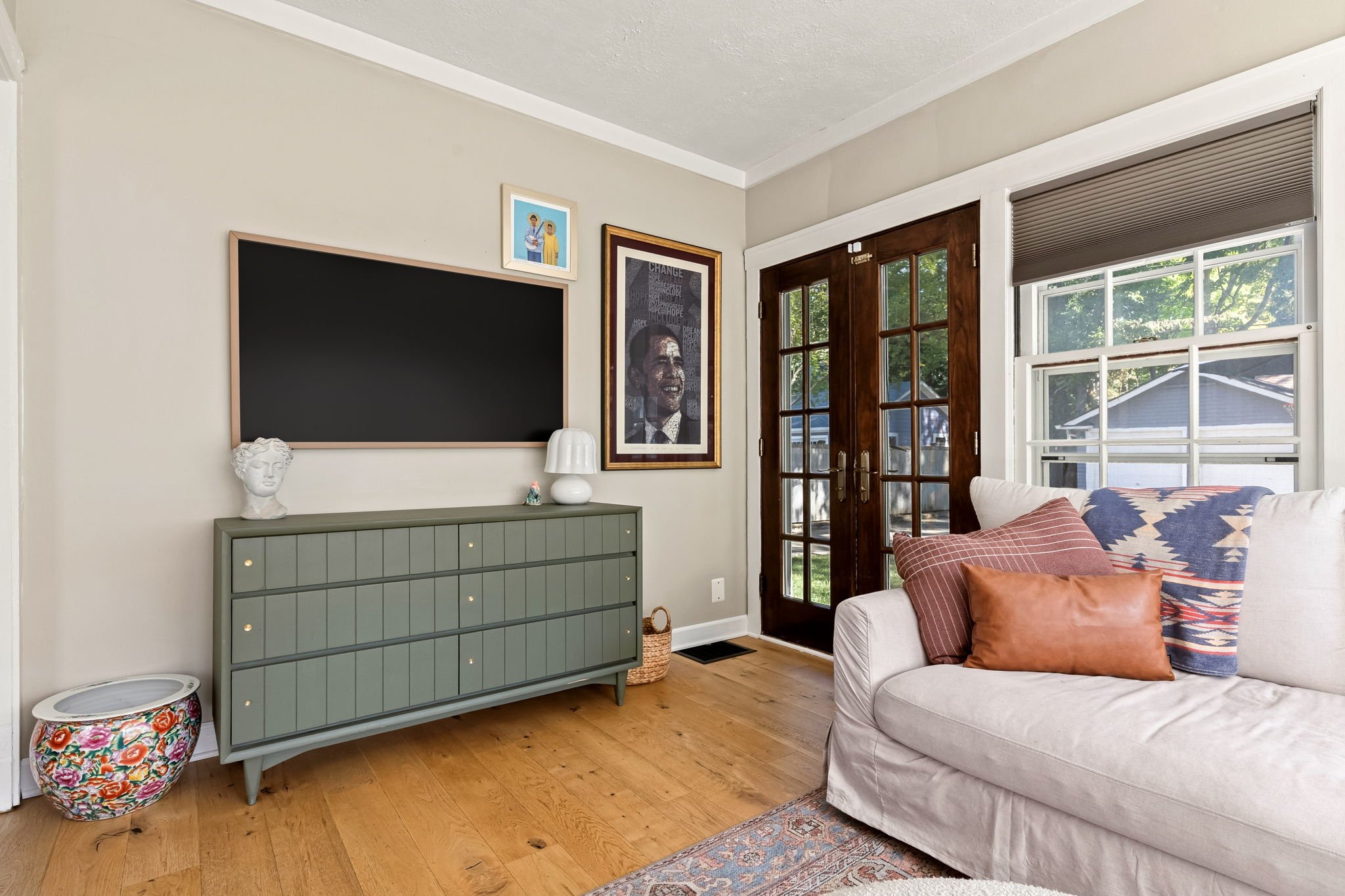 31-web-or-mls-30 - 4465 Central Ave.jpg