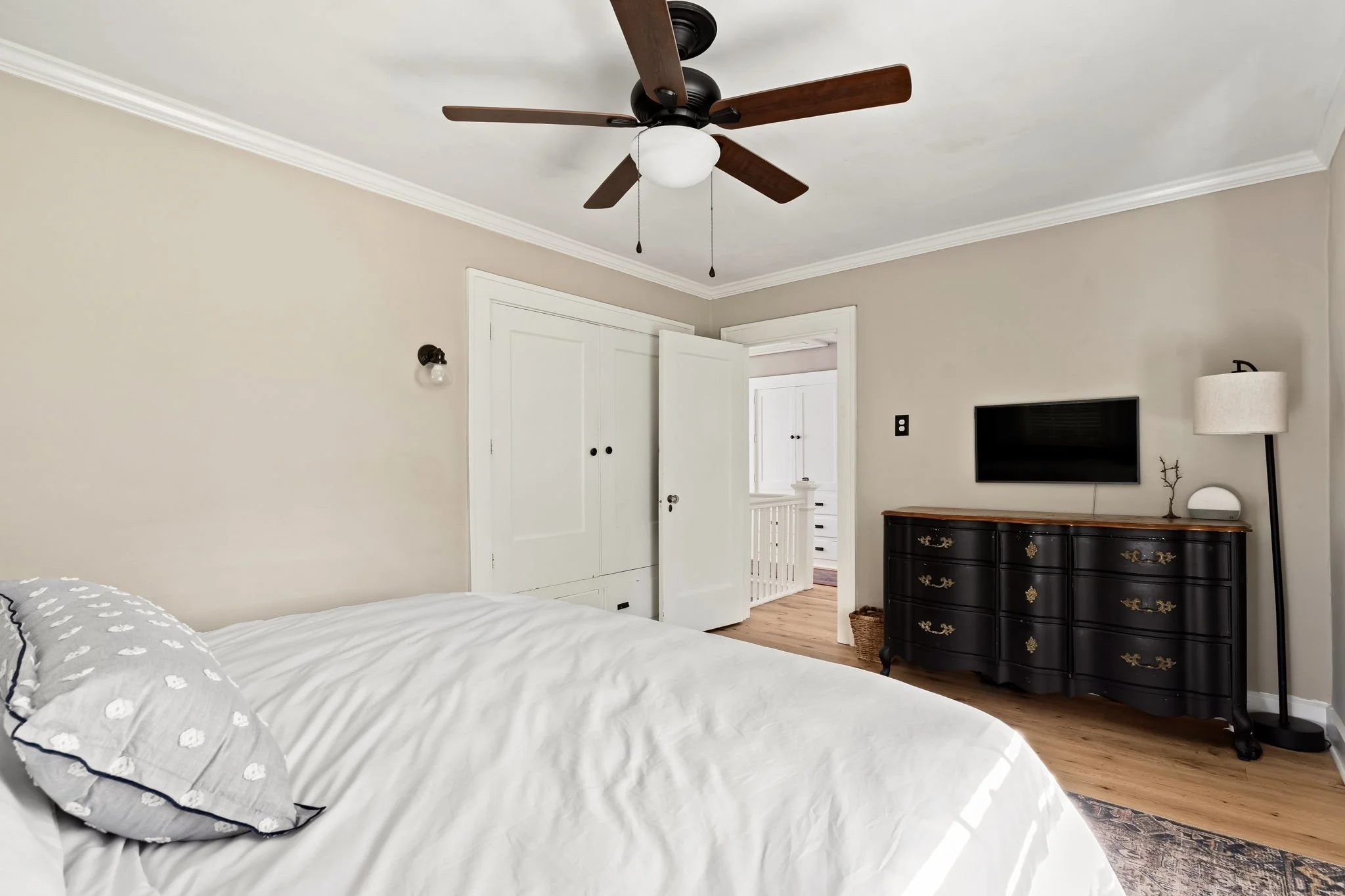 51-web-or-mls-51 - 4465 Central Ave.jpg