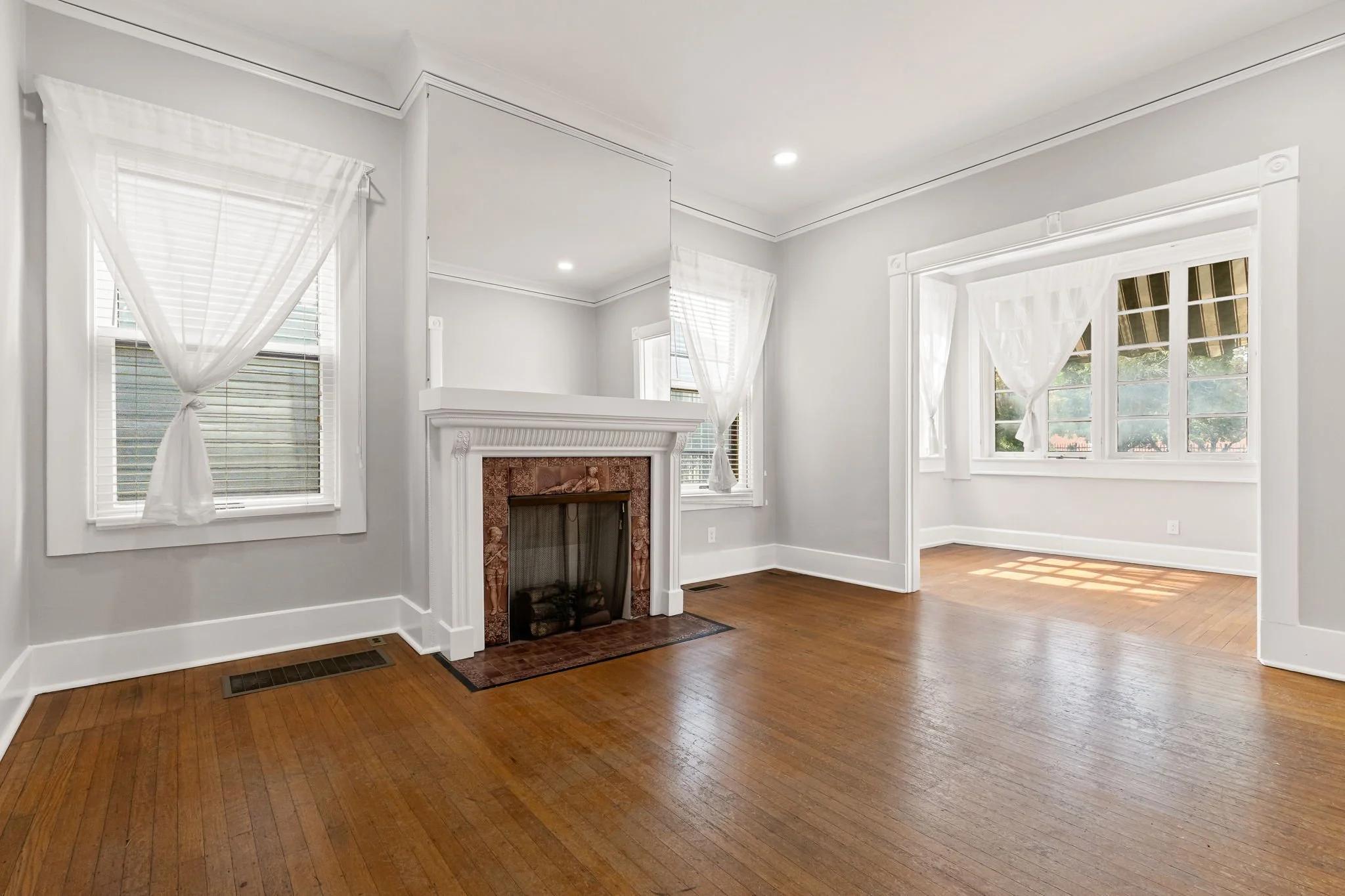 11-web-or-mls-11 - 2001 N Pennsylvania St.jpg