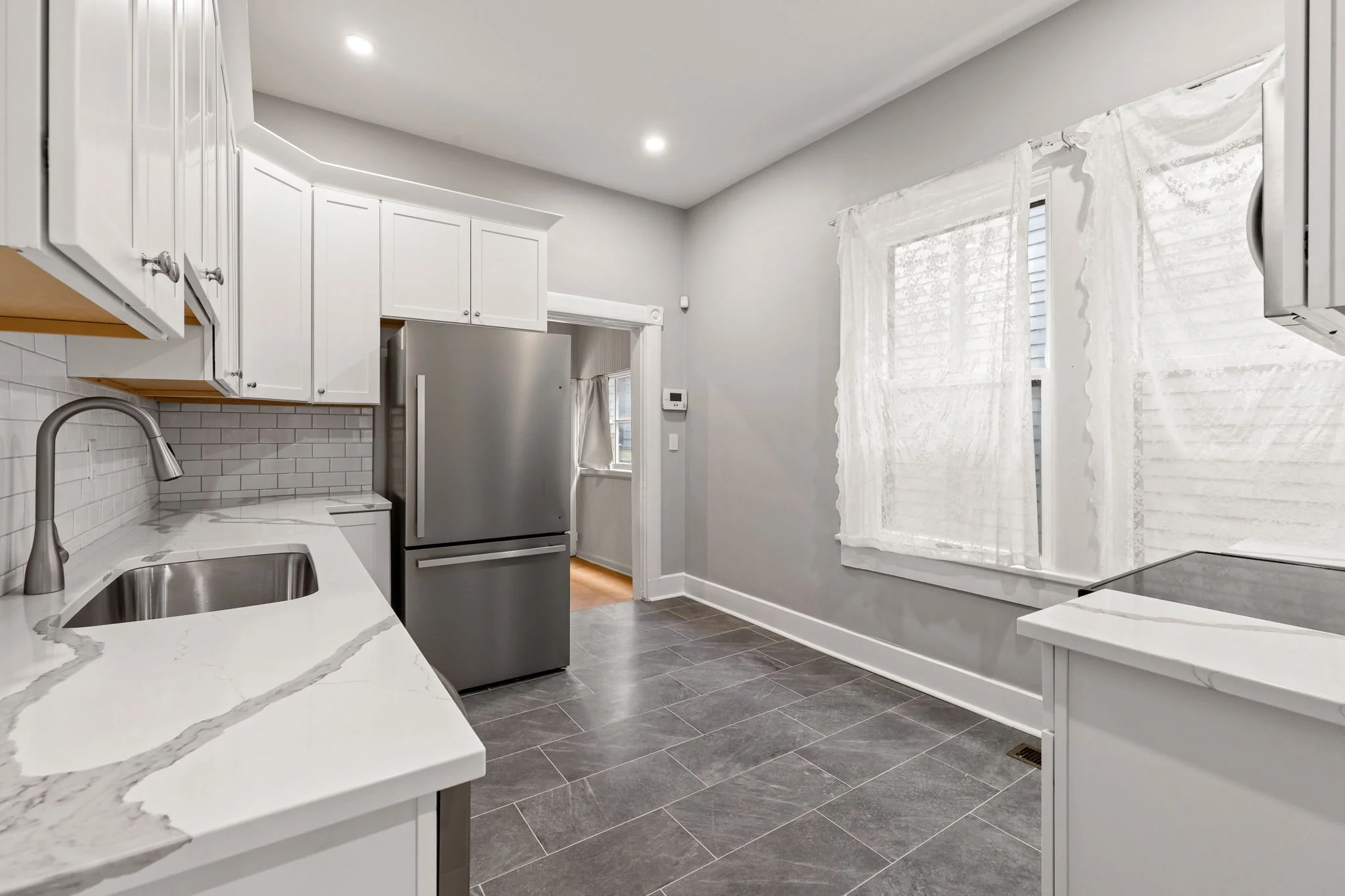 25-web-or-mls-25 - 2001 N Pennsylvania St.jpg