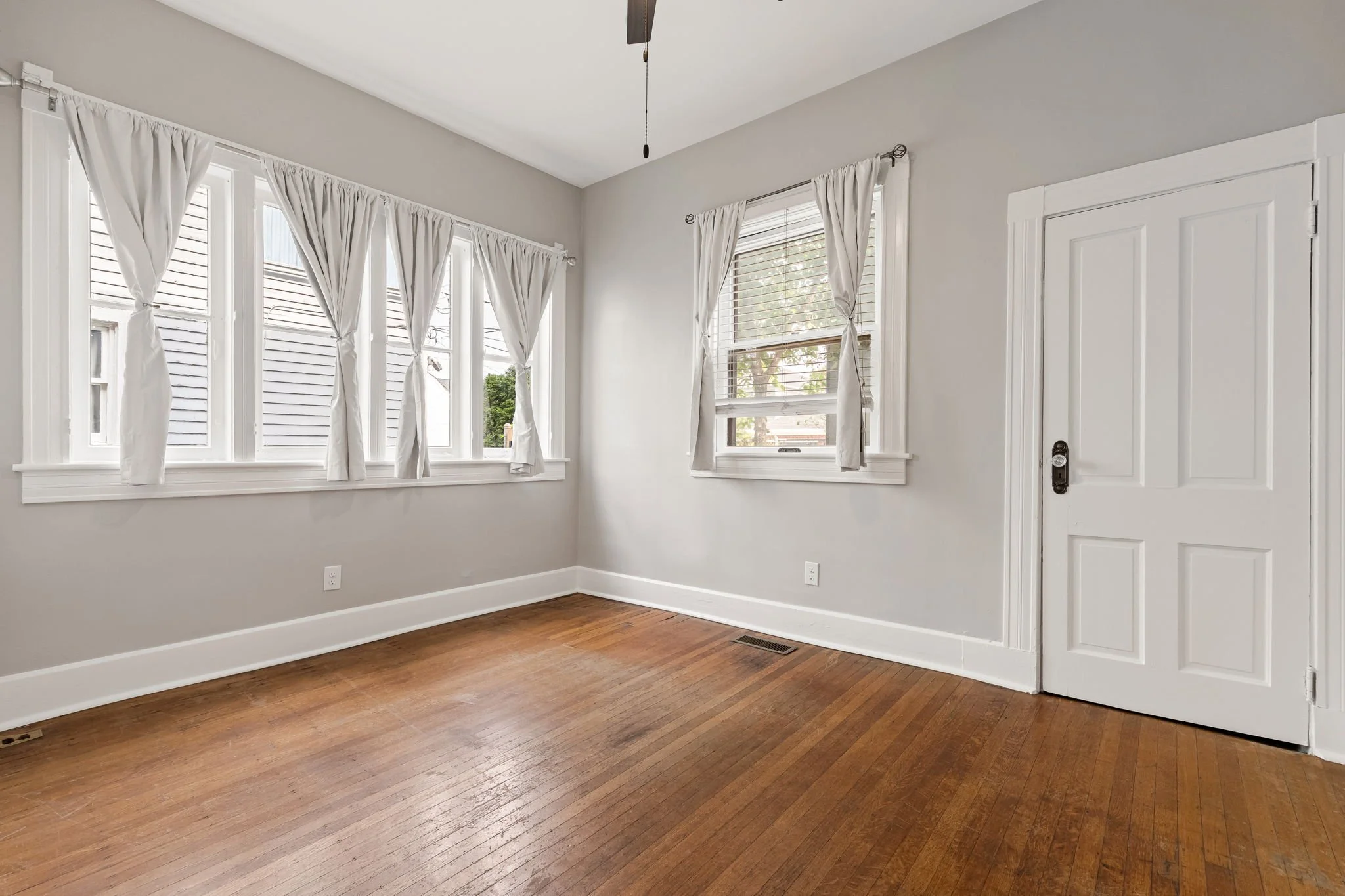 37-web-or-mls-37 - 2001 N Pennsylvania St.jpg