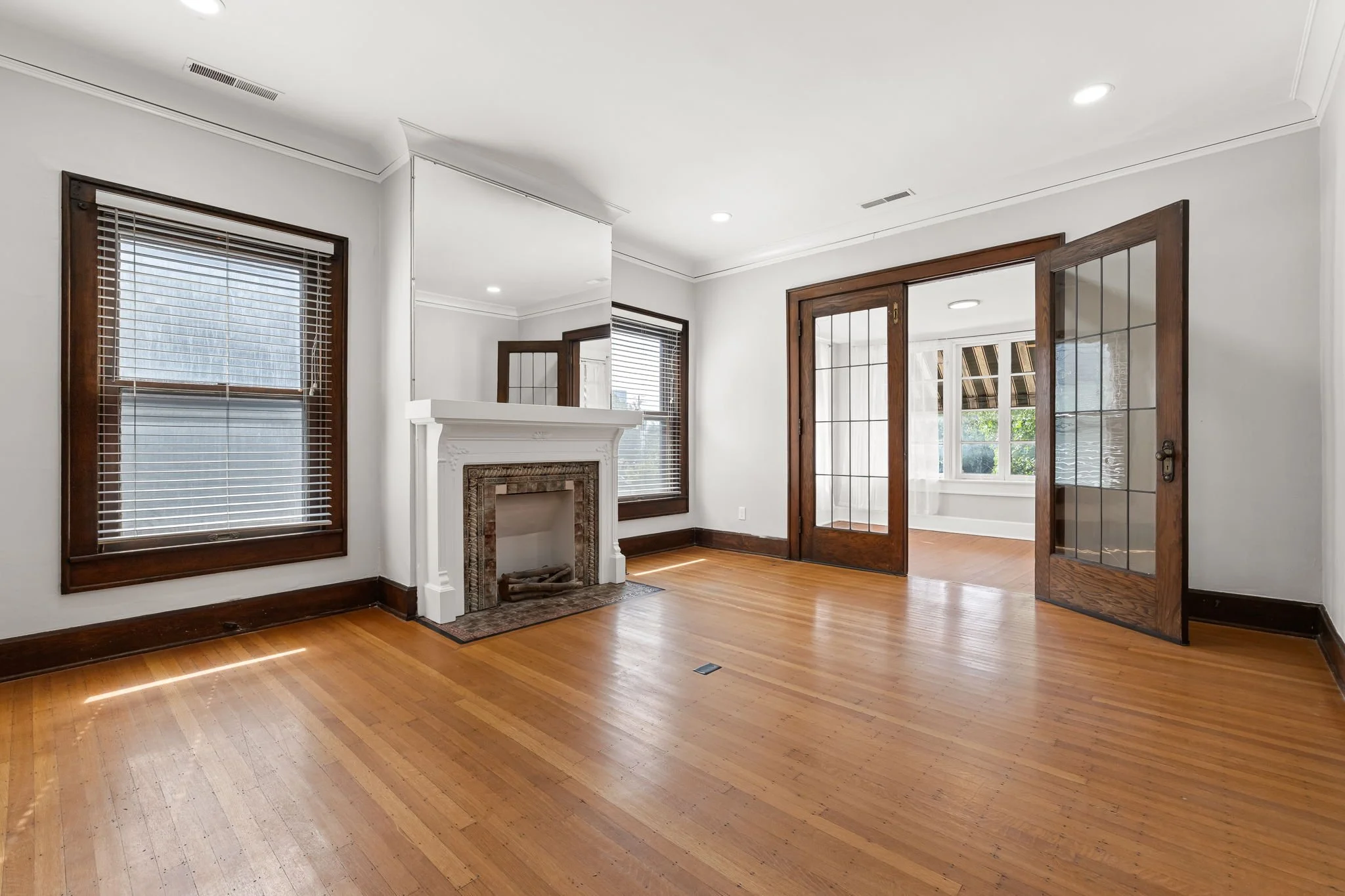 11-web-or-mls-11 - 2003 N Pennsylvania St.jpg