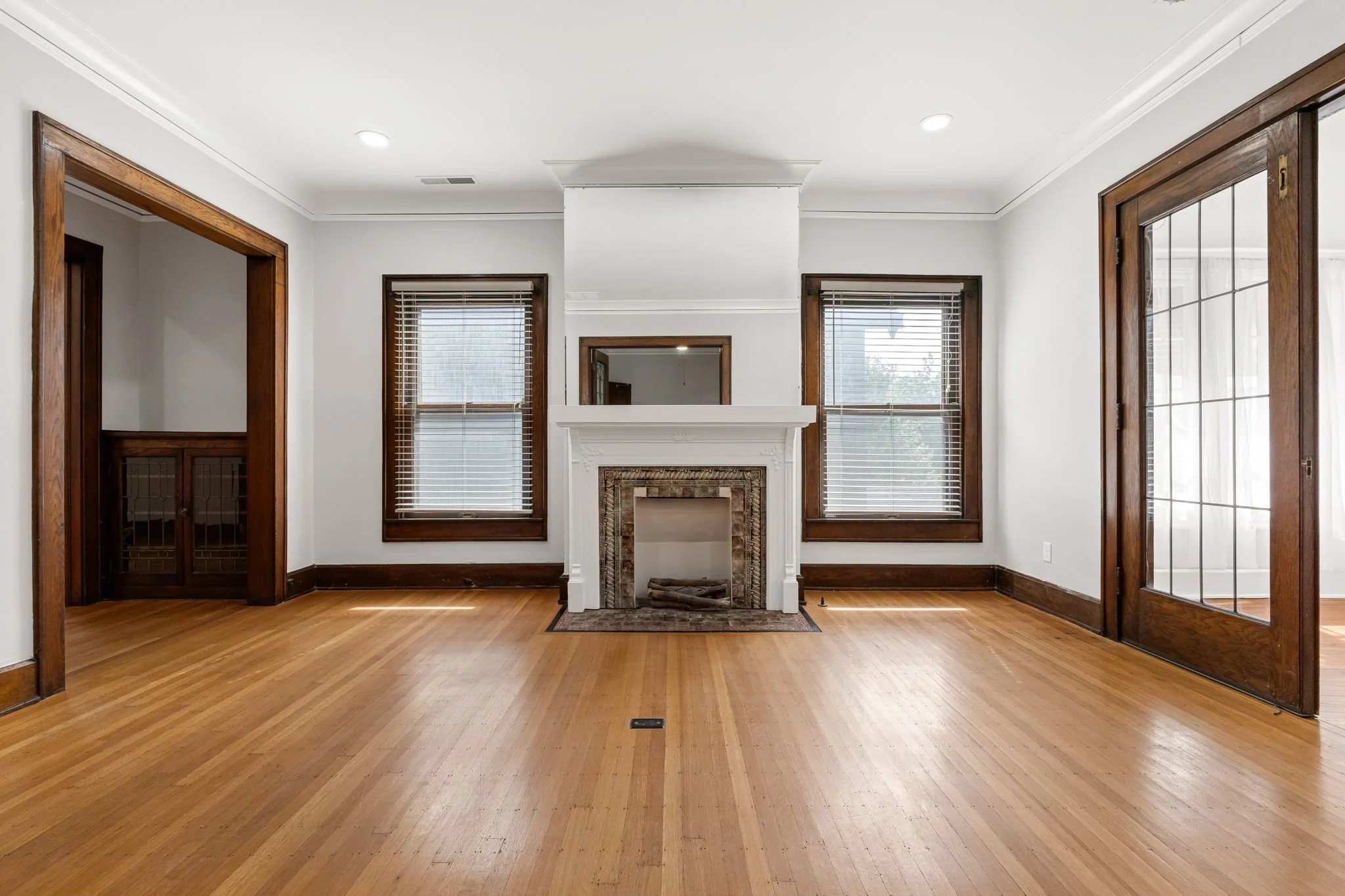 12-web-or-mls-12 - 2003 N Pennsylvania St.jpg