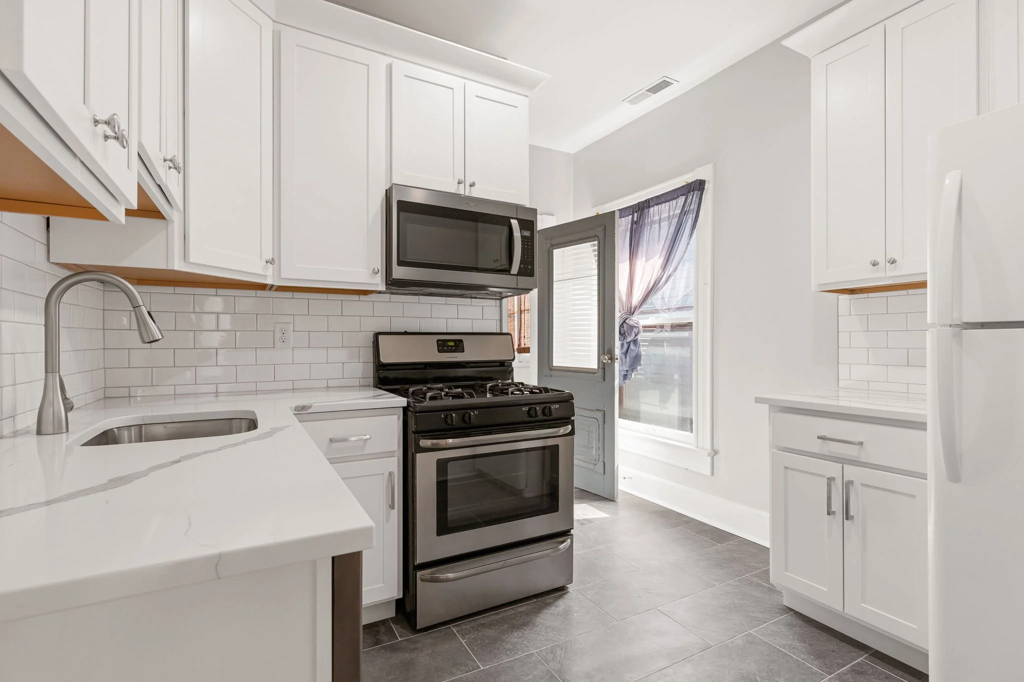 32-web-or-mls-32 - 2003 N Pennsylvania St.jpg