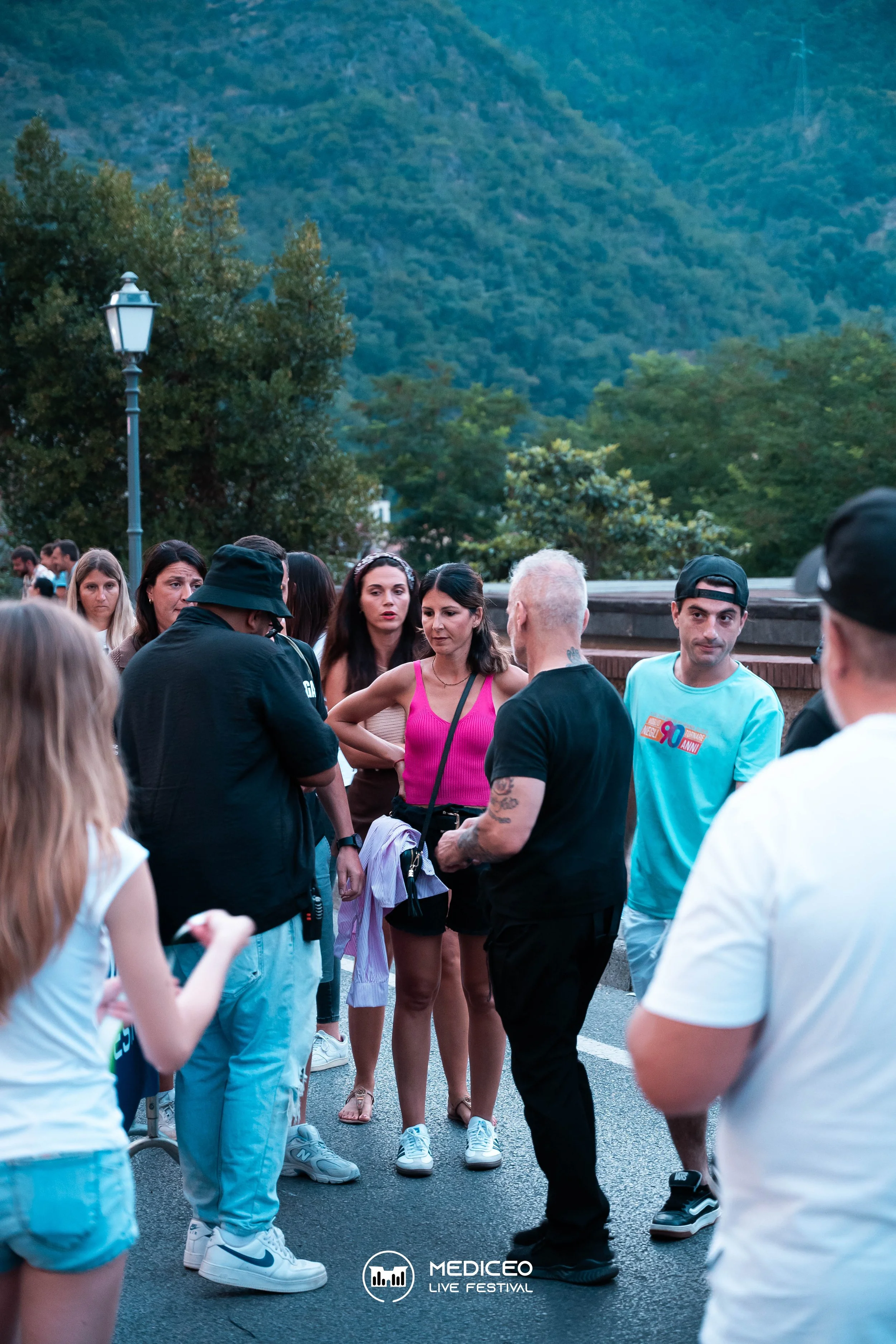26.07.26 mediceo 90 logo-023.jpg
