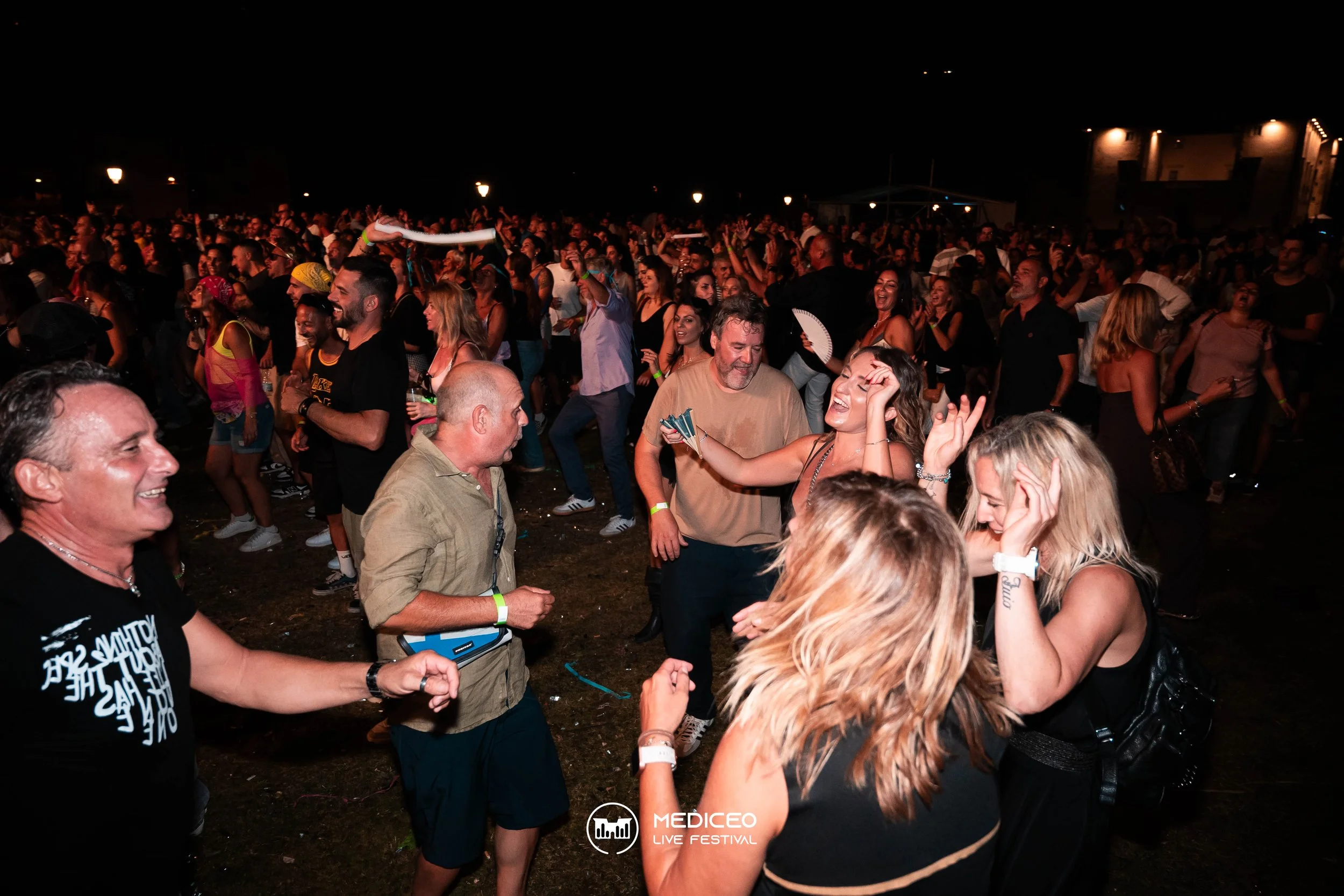 26.07.26 mediceo 90 logo-227.jpg