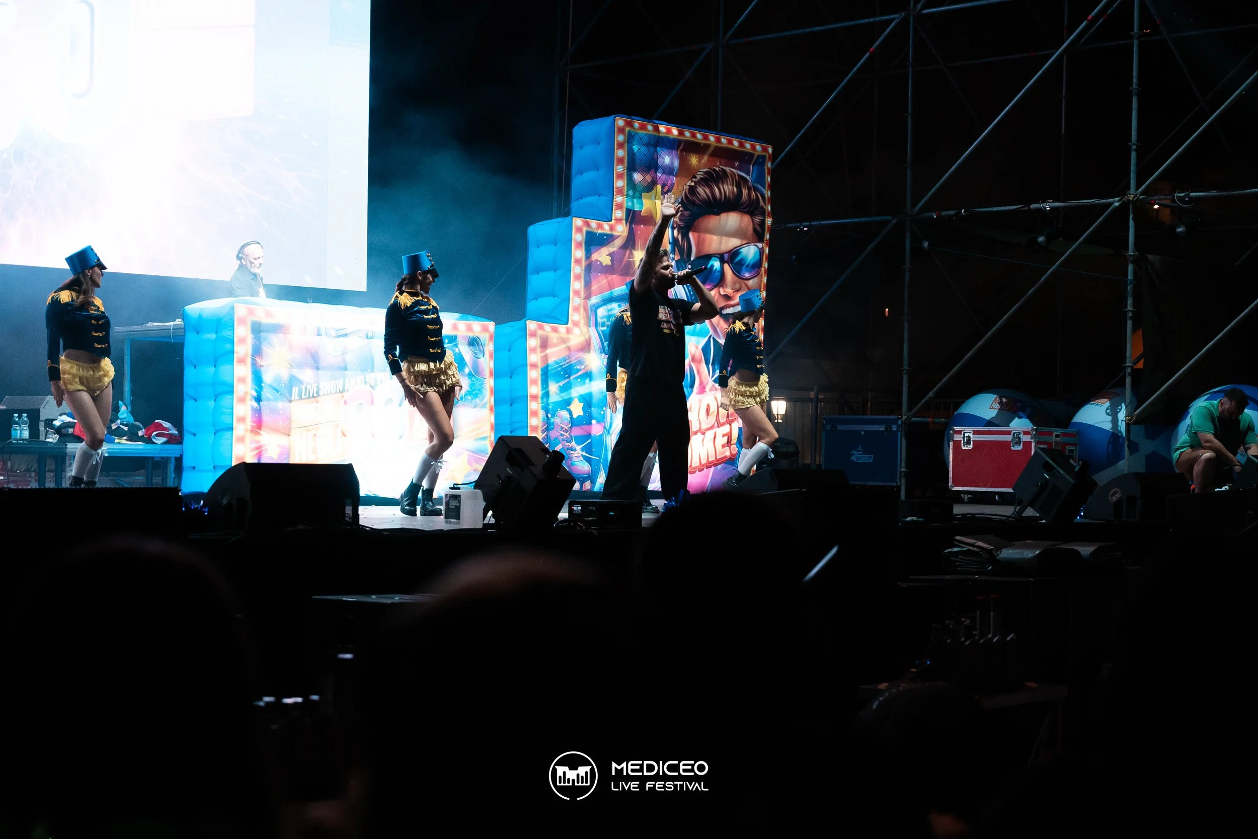 26.07.26 mediceo 90 logo-109.jpg