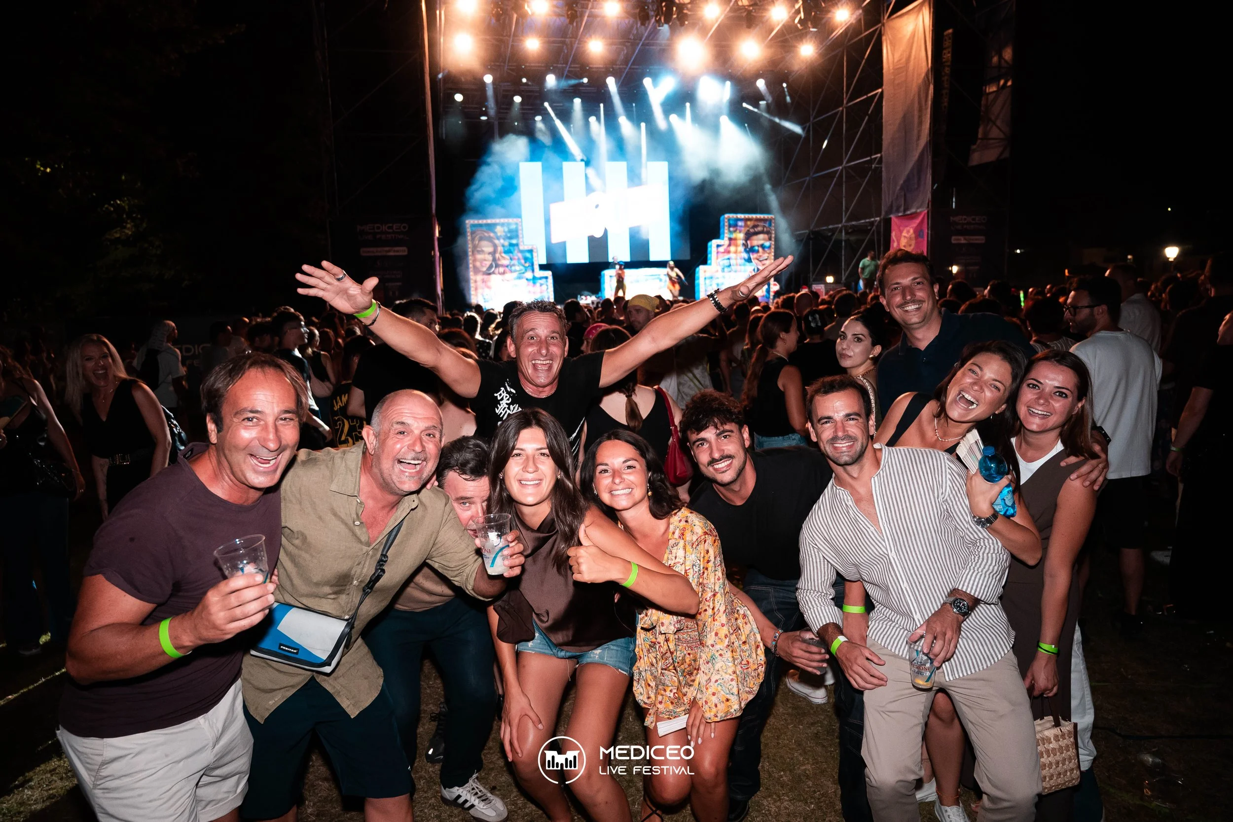 26.07.26 mediceo 90 logo-169.jpg