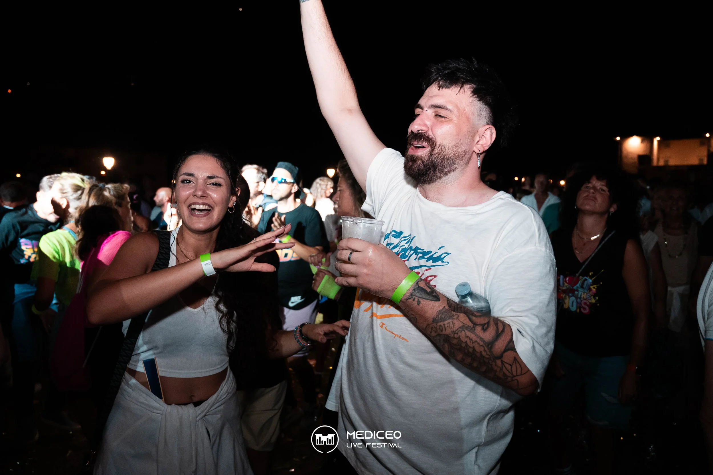 26.07.26 mediceo 90 logo-235.jpg