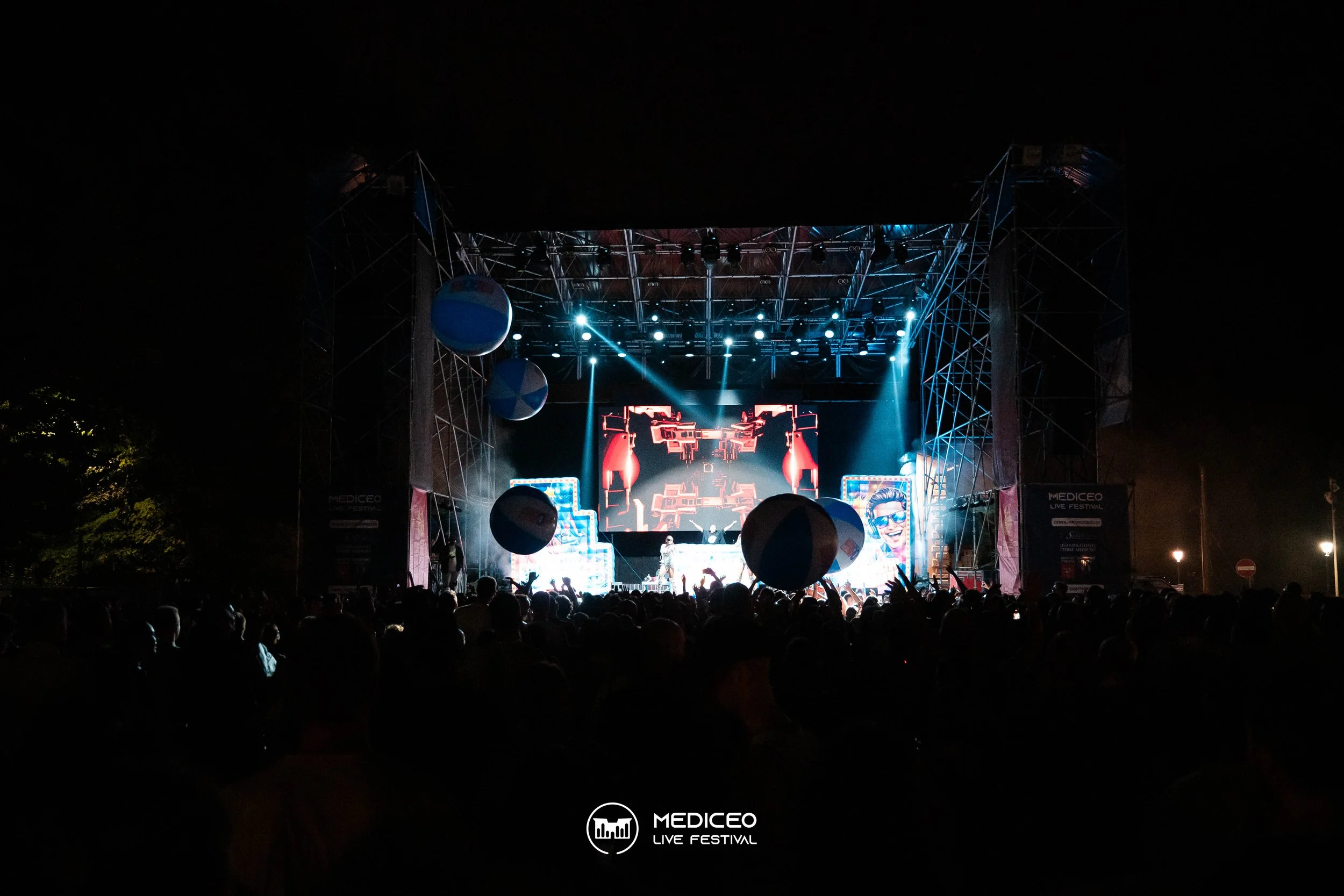 26.07.26 mediceo 90 logo-179.jpg