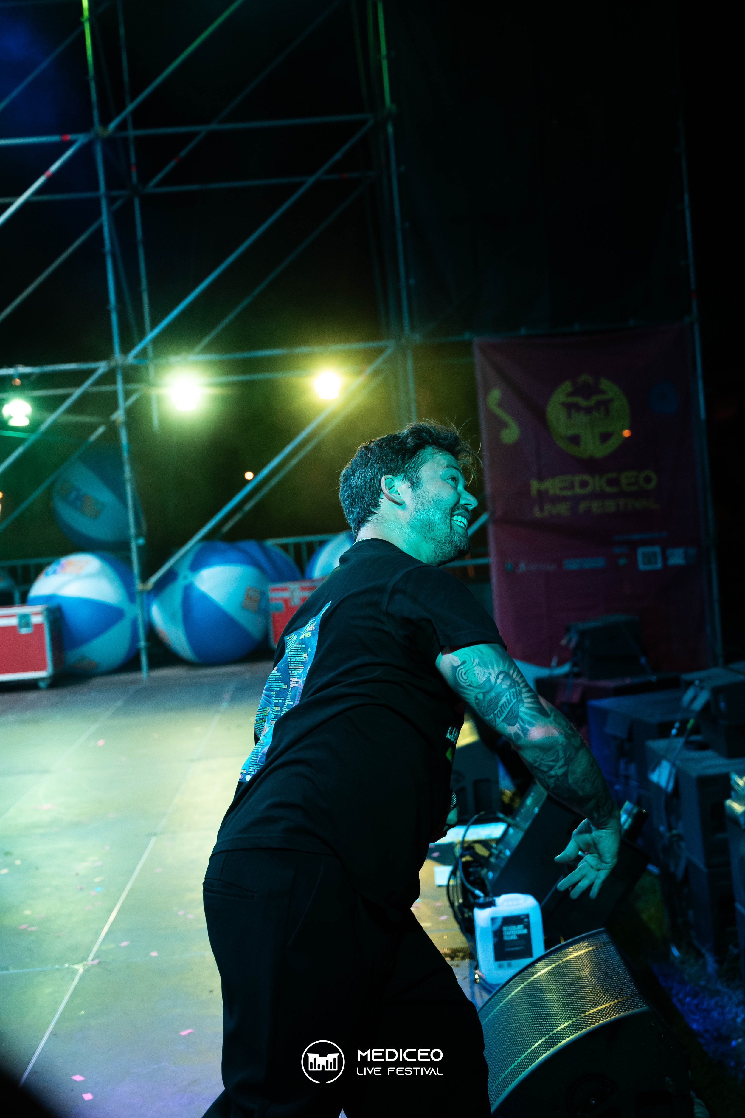 26.07.26 mediceo 90 logo-120.jpg