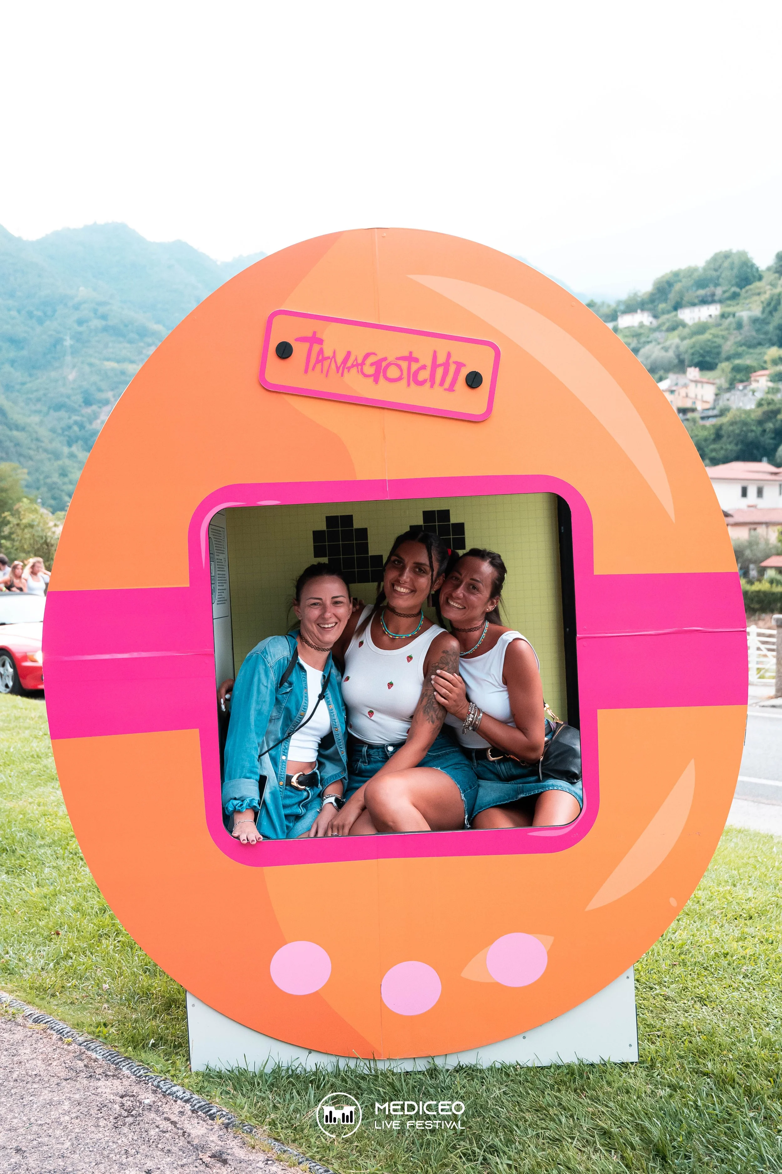 26.07.26 mediceo 90 logo-013.jpg