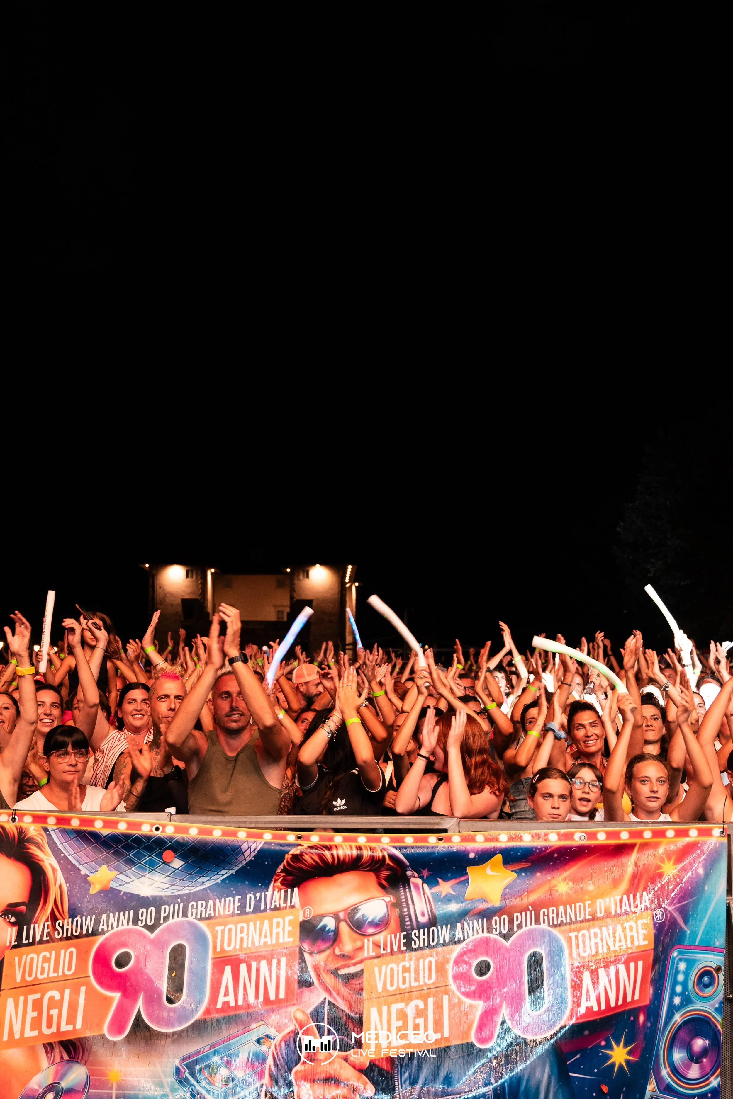 26.07.26 mediceo 90 logo-079.jpg