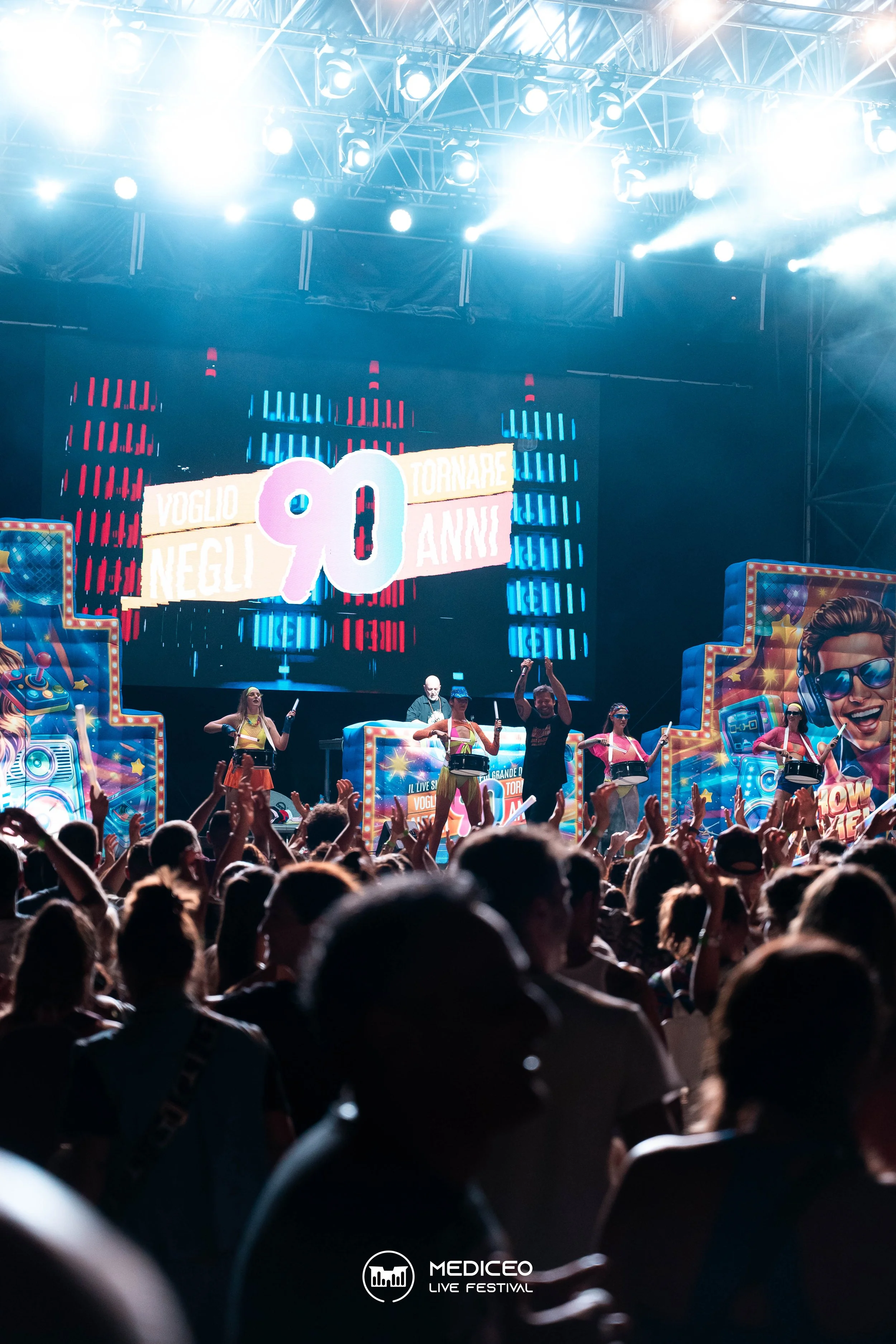 26.07.26 mediceo 90 logo-133.jpg