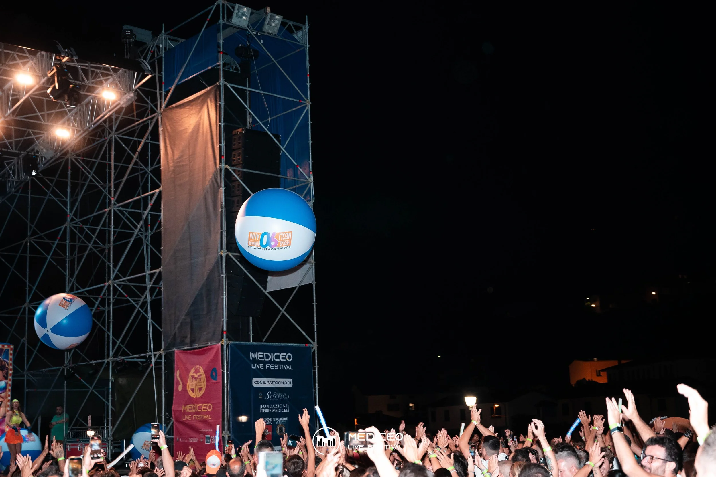26.07.26 mediceo 90 logo-164.jpg